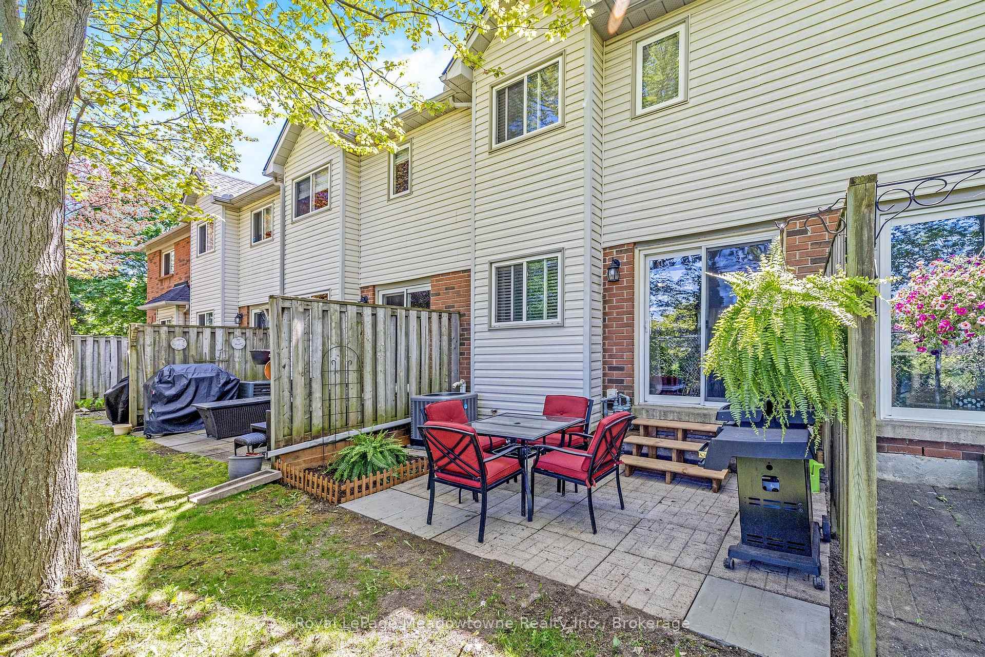 Photo 32 of Unit 40, 2960 Headon Forest Drive, Burlington, Headon — HOMEH