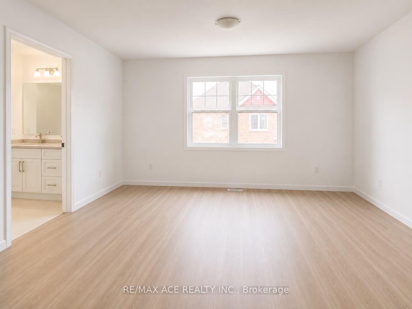 Photo 7 of 901 Rigo Crossing Crescent, Milton, Willmott — HOMEH