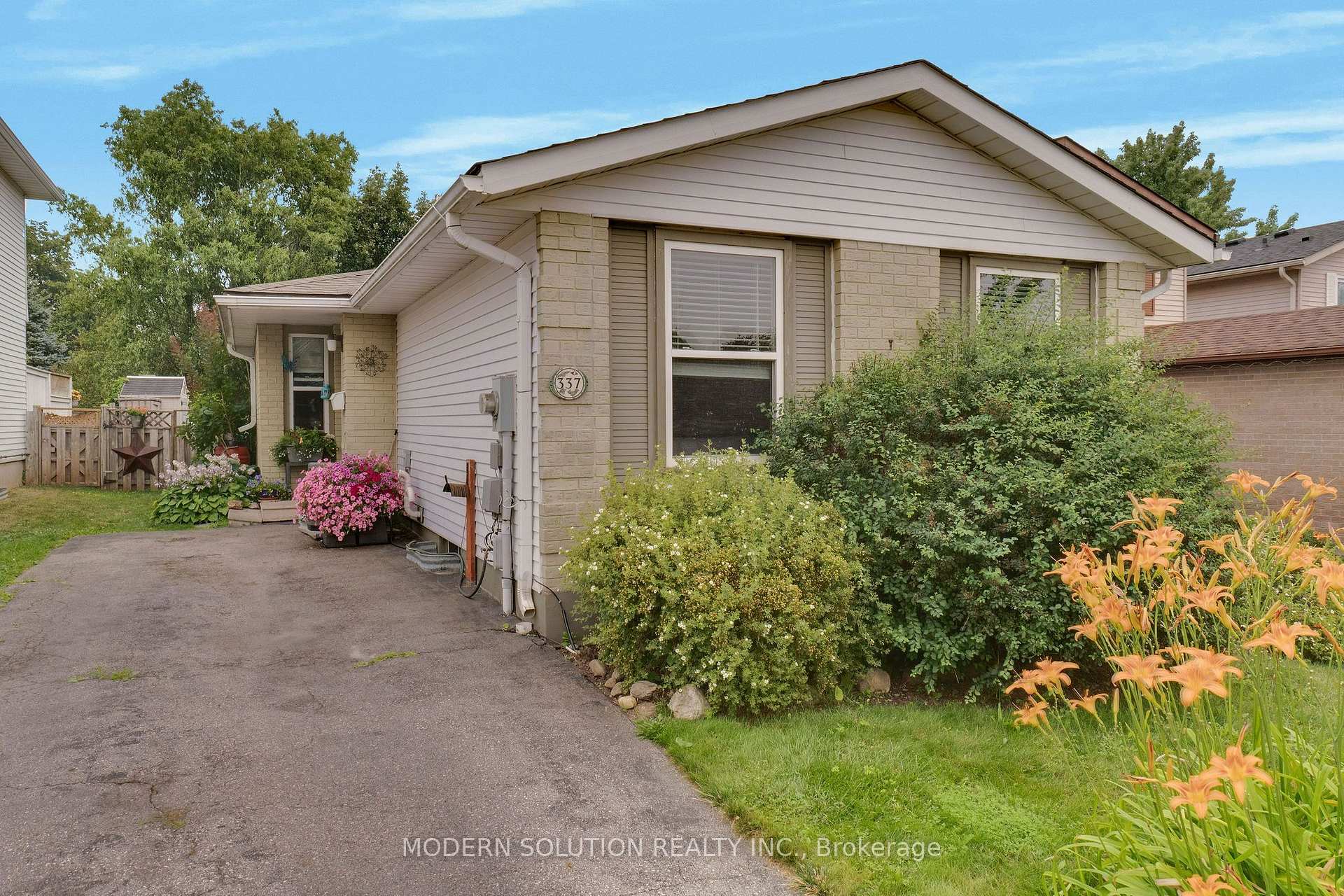 Photo 3 of 337 Auden Road, Guelph, Grange Road — HOMEH