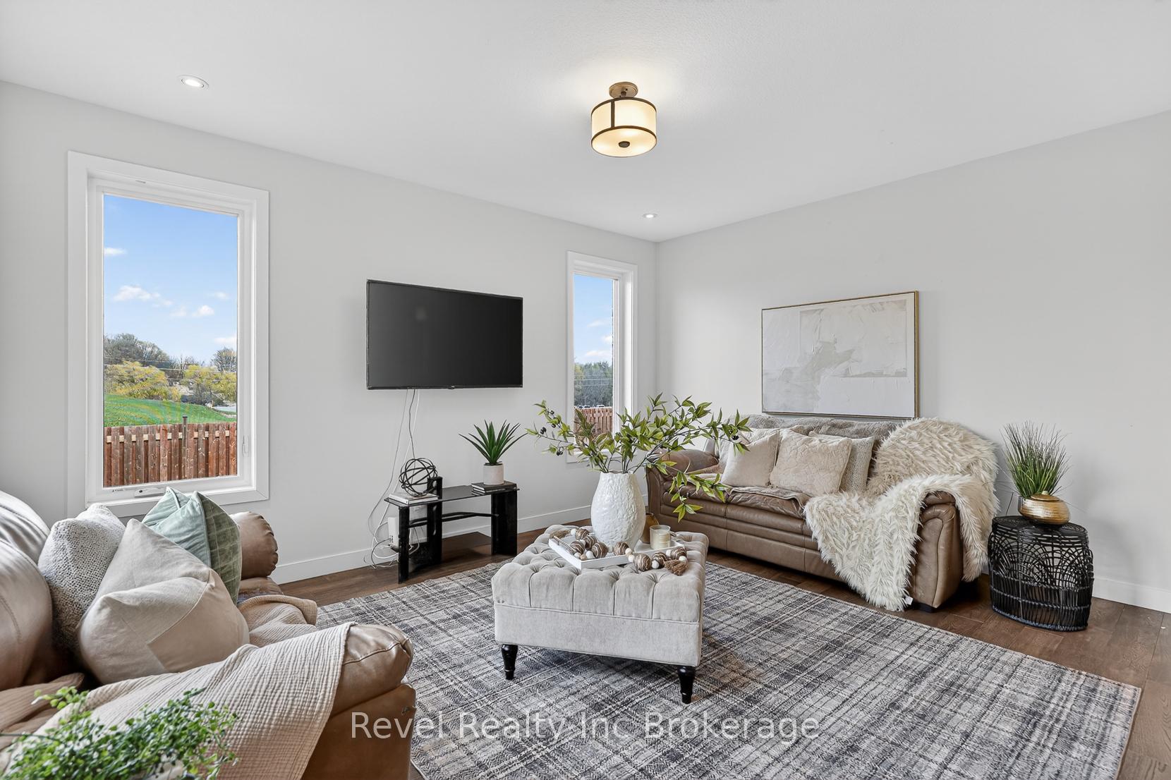 Photo 9 of 32 Sutherland Crescent, Ingersoll, Ingersoll - South — HOMEH
