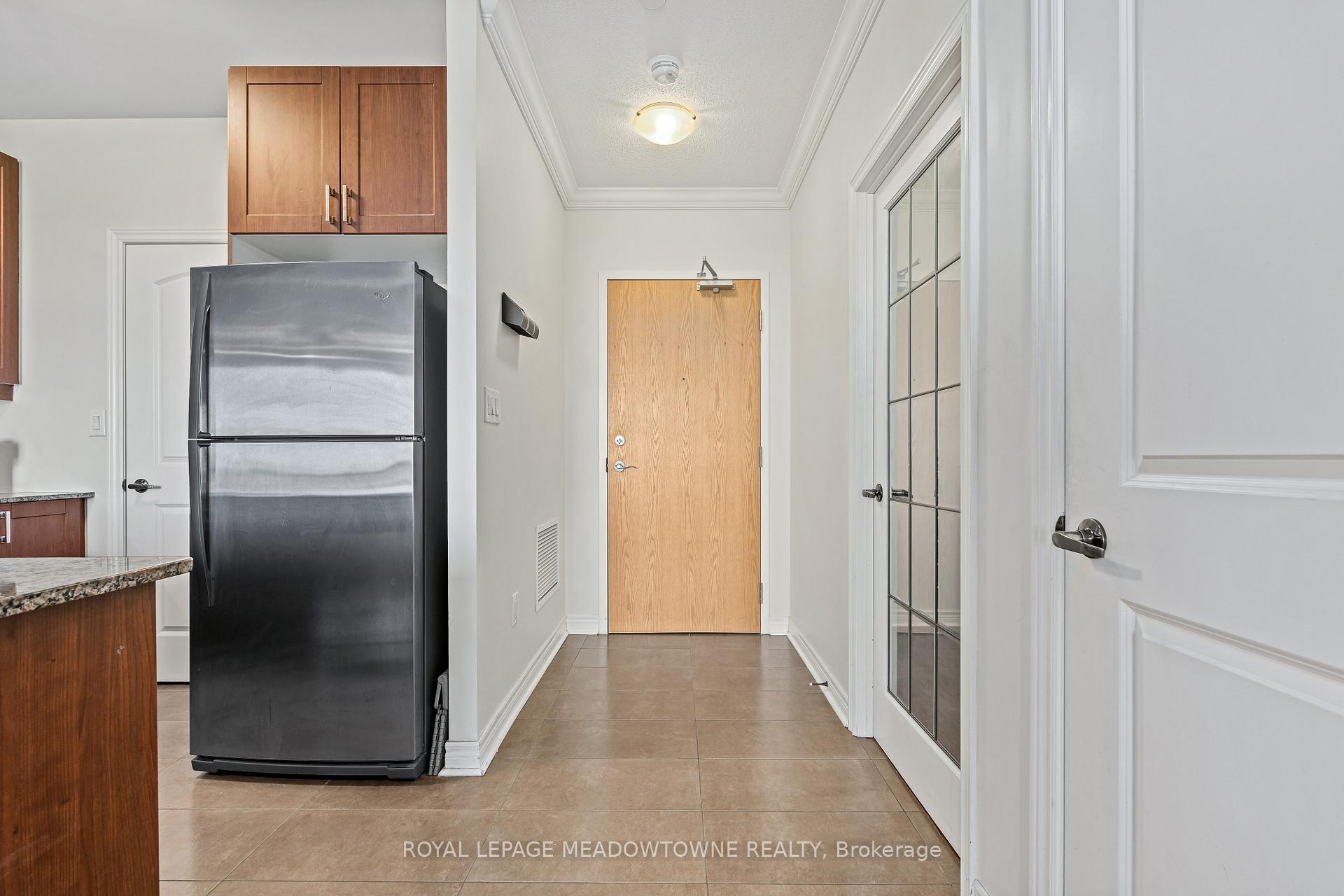 Photo 4 of Unit 520, 383 Main Street E, Milton, Old Milton — HOMEH