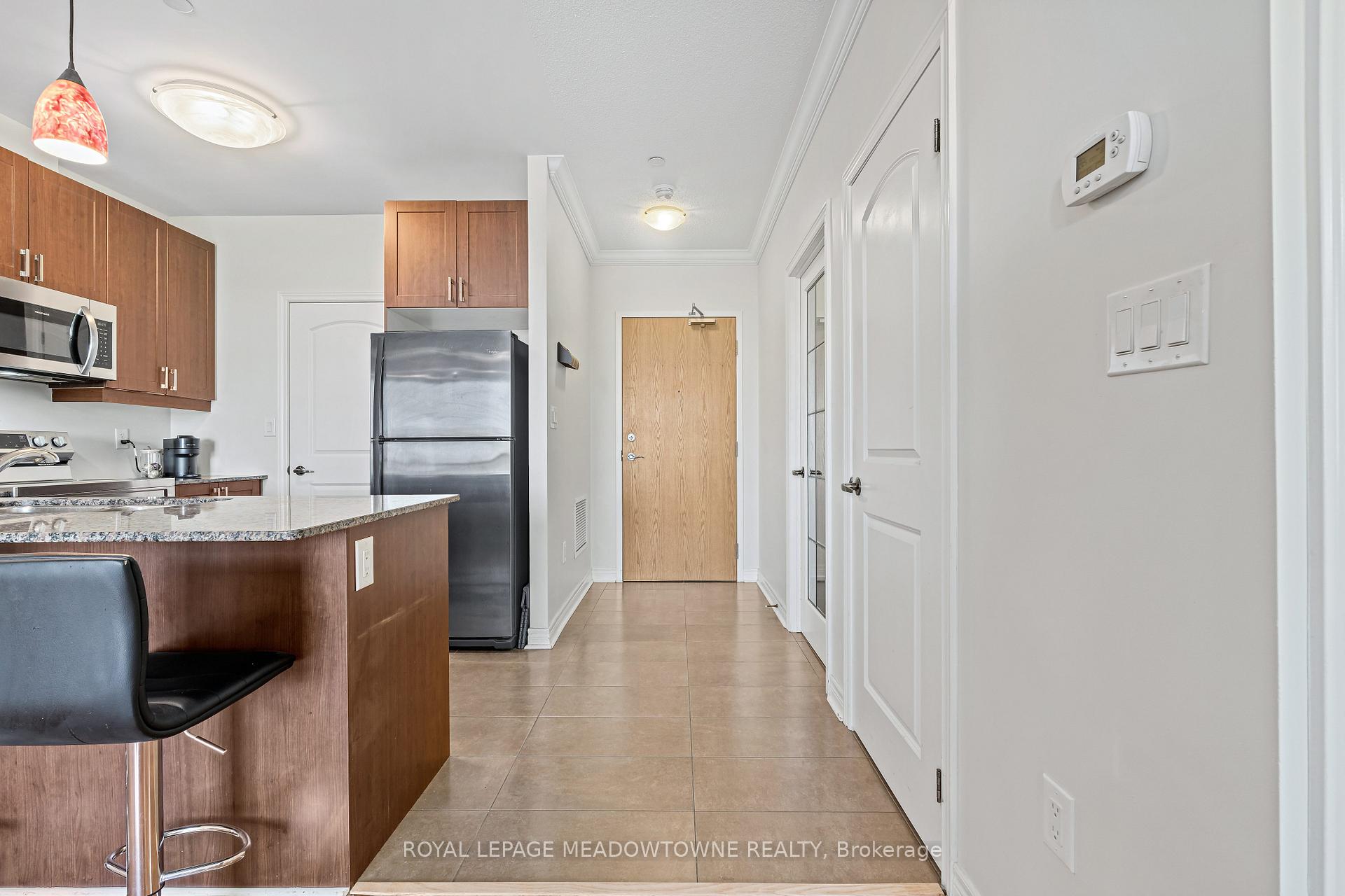 Photo 5 of Unit 520, 383 Main Street E, Milton, Old Milton — HOMEH