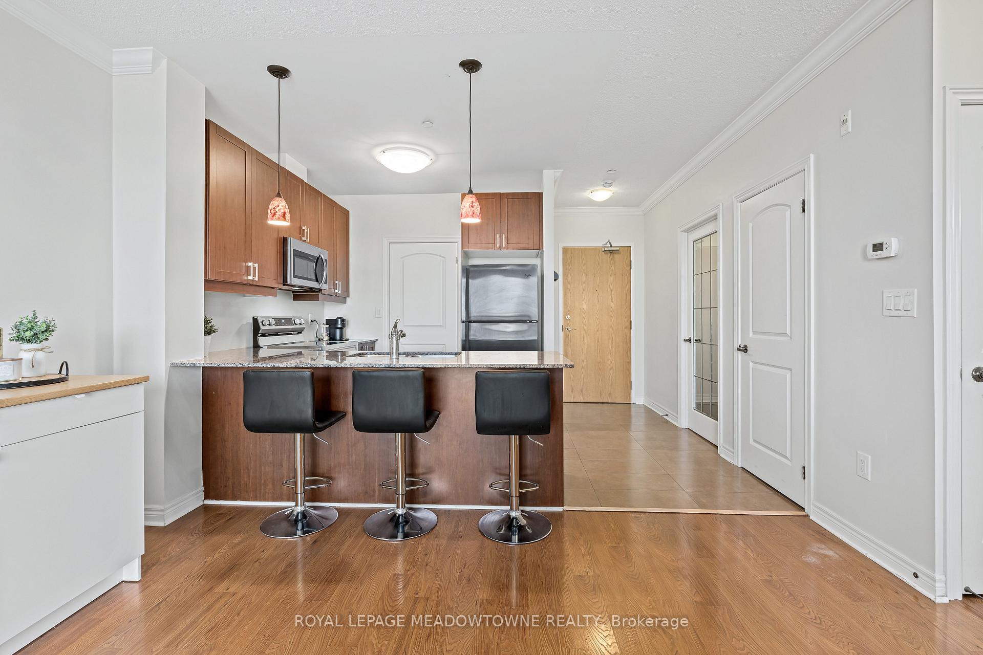 Photo 6 of Unit 520, 383 Main Street E, Milton, Old Milton — HOMEH