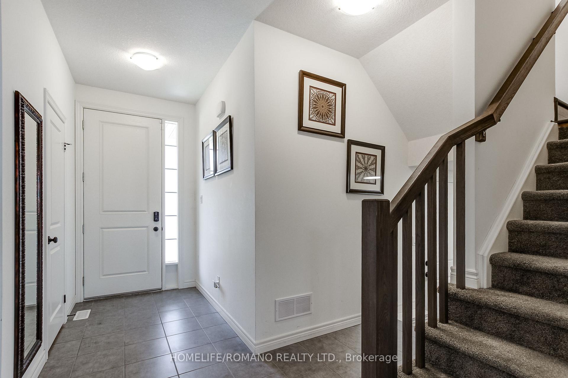 Photo 8 of 42 Dallan Drive, Guelph, Pineridge/Westminster Woods — HOMEH