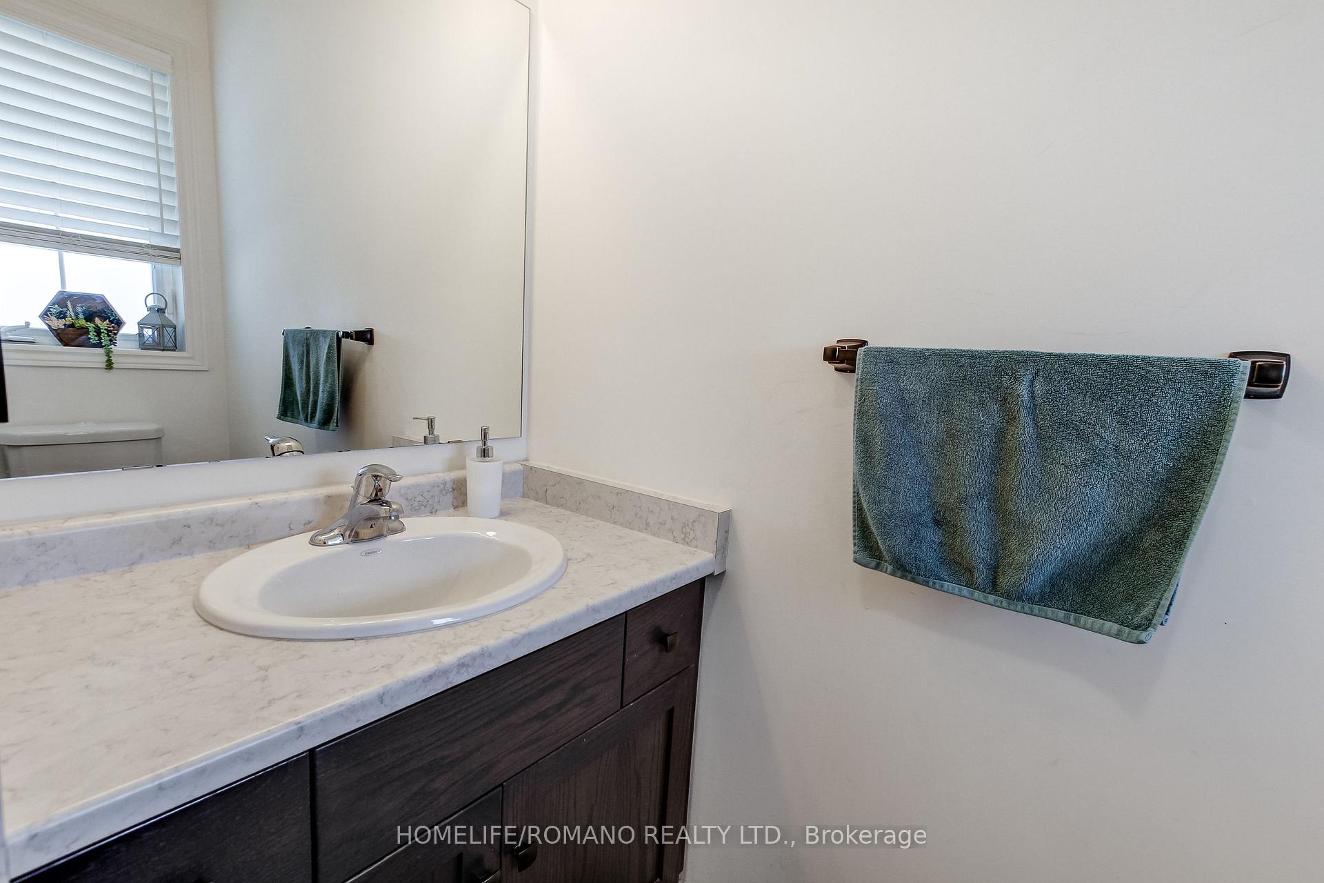 Photo 11 of 42 Dallan Drive, Guelph, Pineridge/Westminster Woods — HOMEH