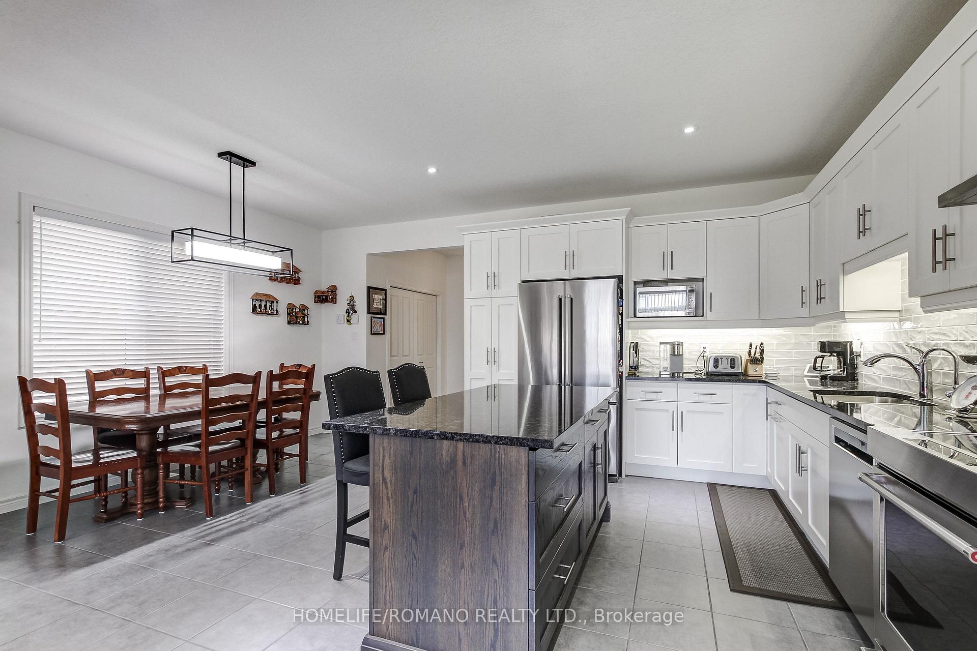 Photo 16 of 42 Dallan Drive, Guelph, Pineridge/Westminster Woods — HOMEH