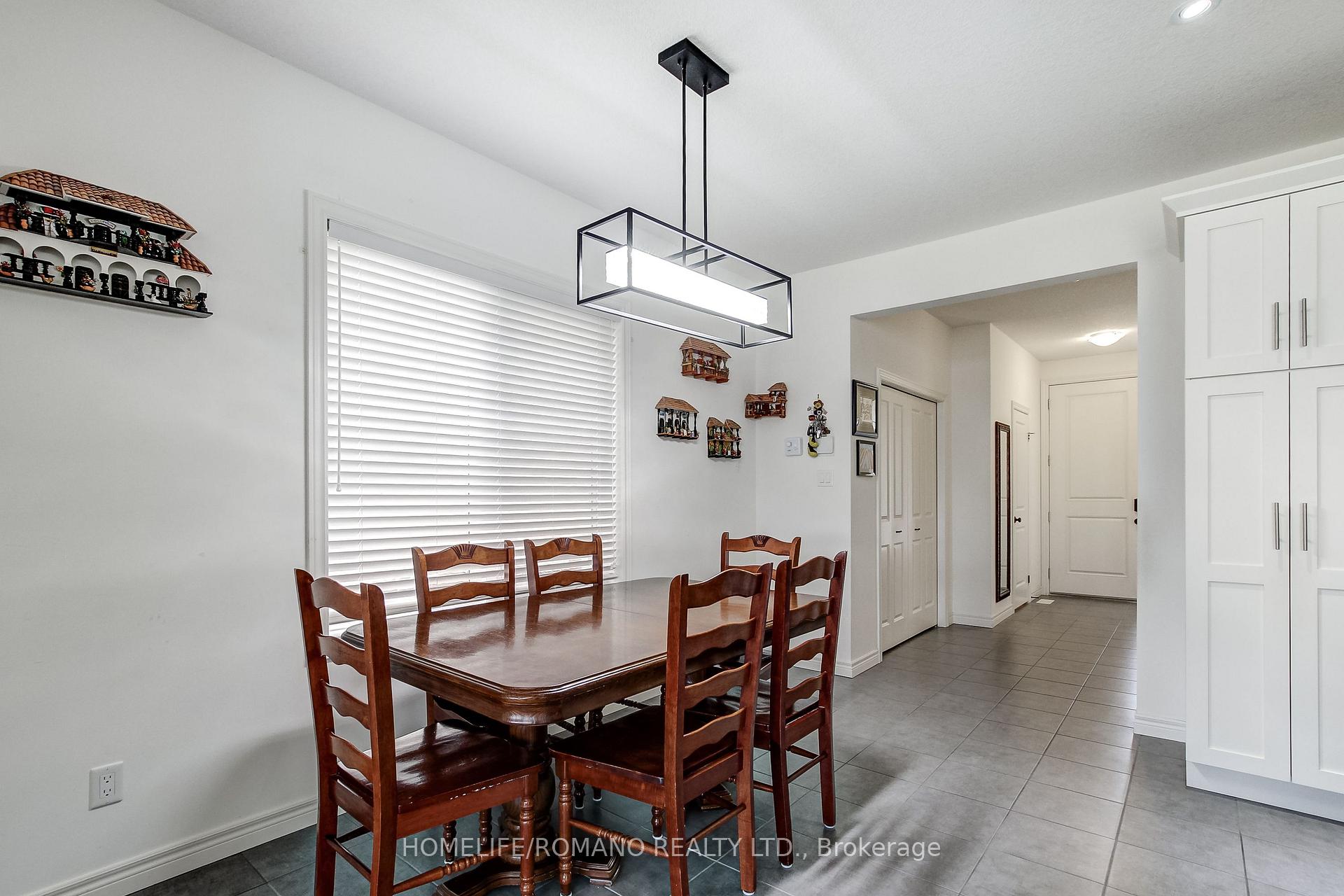 Photo 22 of 42 Dallan Drive, Guelph, Pineridge/Westminster Woods — HOMEH