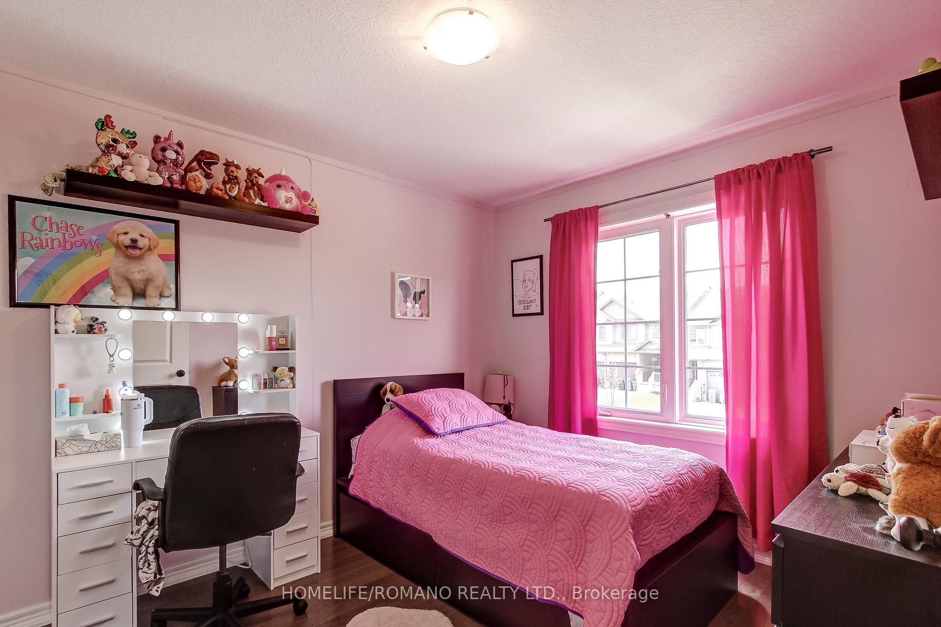 Photo 36 of 42 Dallan Drive, Guelph, Pineridge/Westminster Woods — HOMEH
