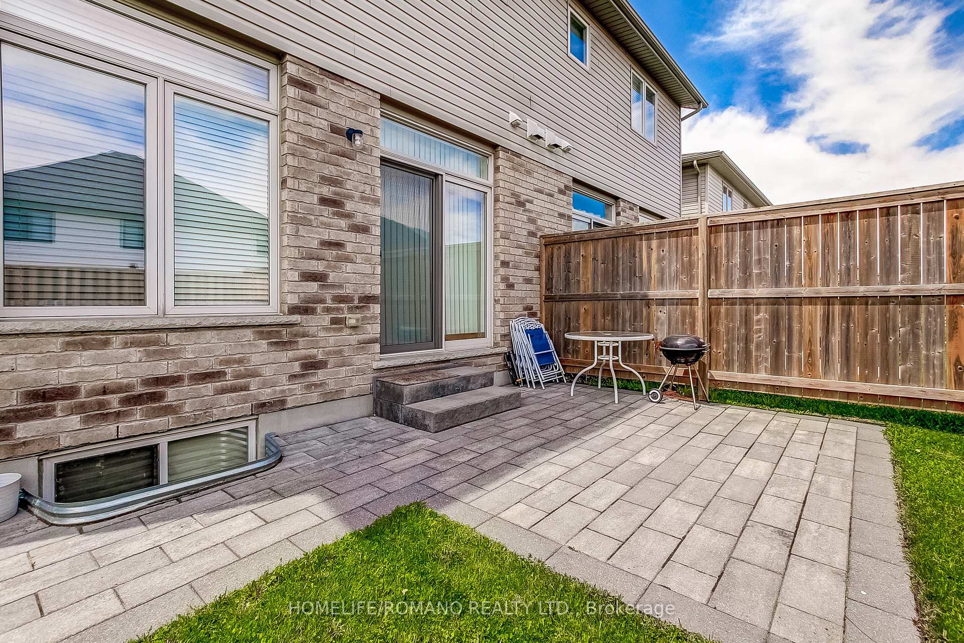 Photo 47 of 42 Dallan Drive, Guelph, Pineridge/Westminster Woods — HOMEH