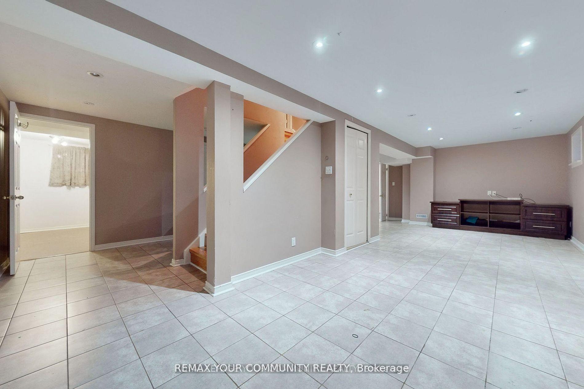 Photo 27 of 52 Mccallum Drive, Richmond Hill, North Richvale — HOMEH
