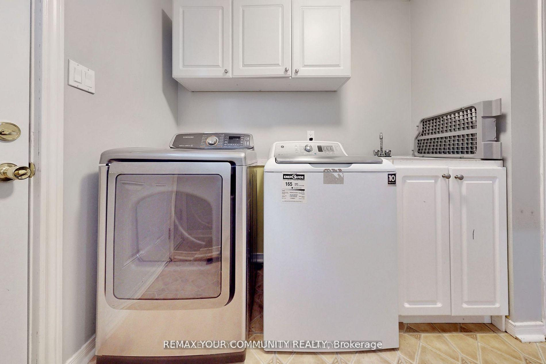 Photo 32 of 52 Mccallum Drive, Richmond Hill, North Richvale — HOMEH