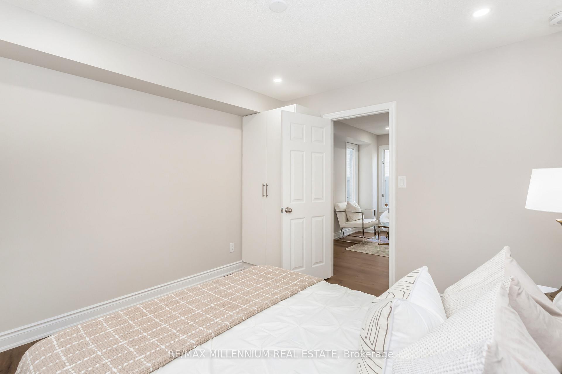 Photo 25 of Unit UPPER, 61 Mistywood Drive, Hamilton, Stoney Creek Mountain — HOMEH