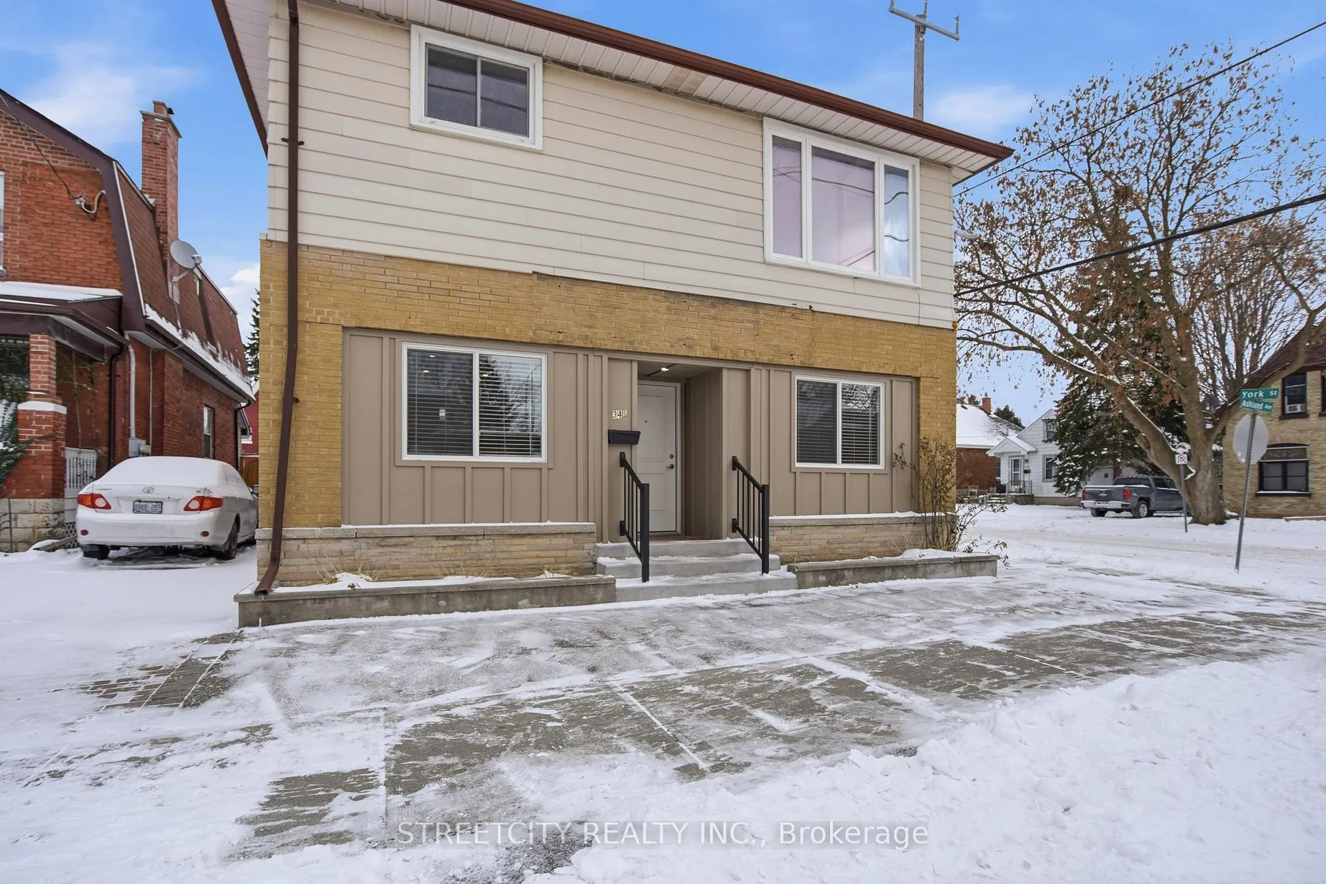 Front of Unit FRONT UNIT, 346 Ashland Avenue
