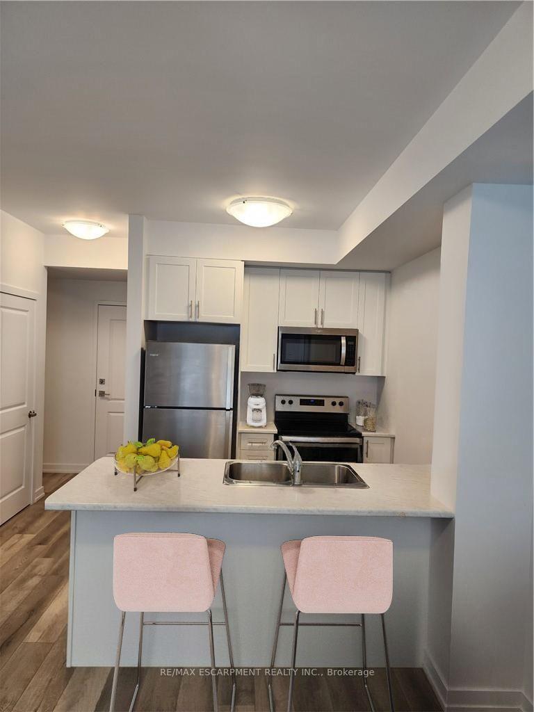 Photo 3 of Unit 124, 5055 Greenlane Road, Lincoln, Lincoln Lake — HOMEH