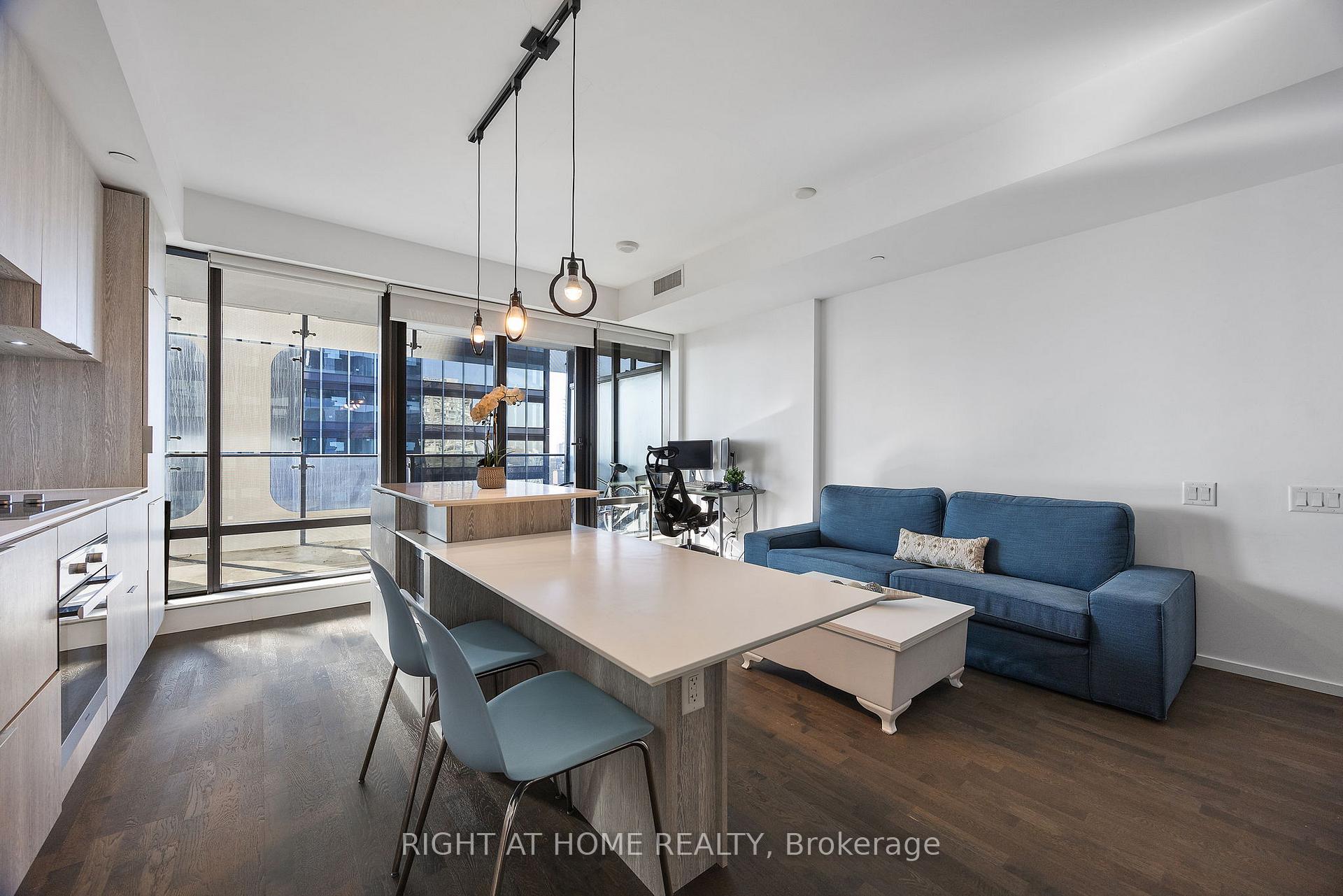 Photo 5 of Unit 3403, 5 St Joseph Street, Toronto, Bay Street Corridor — HOMEH