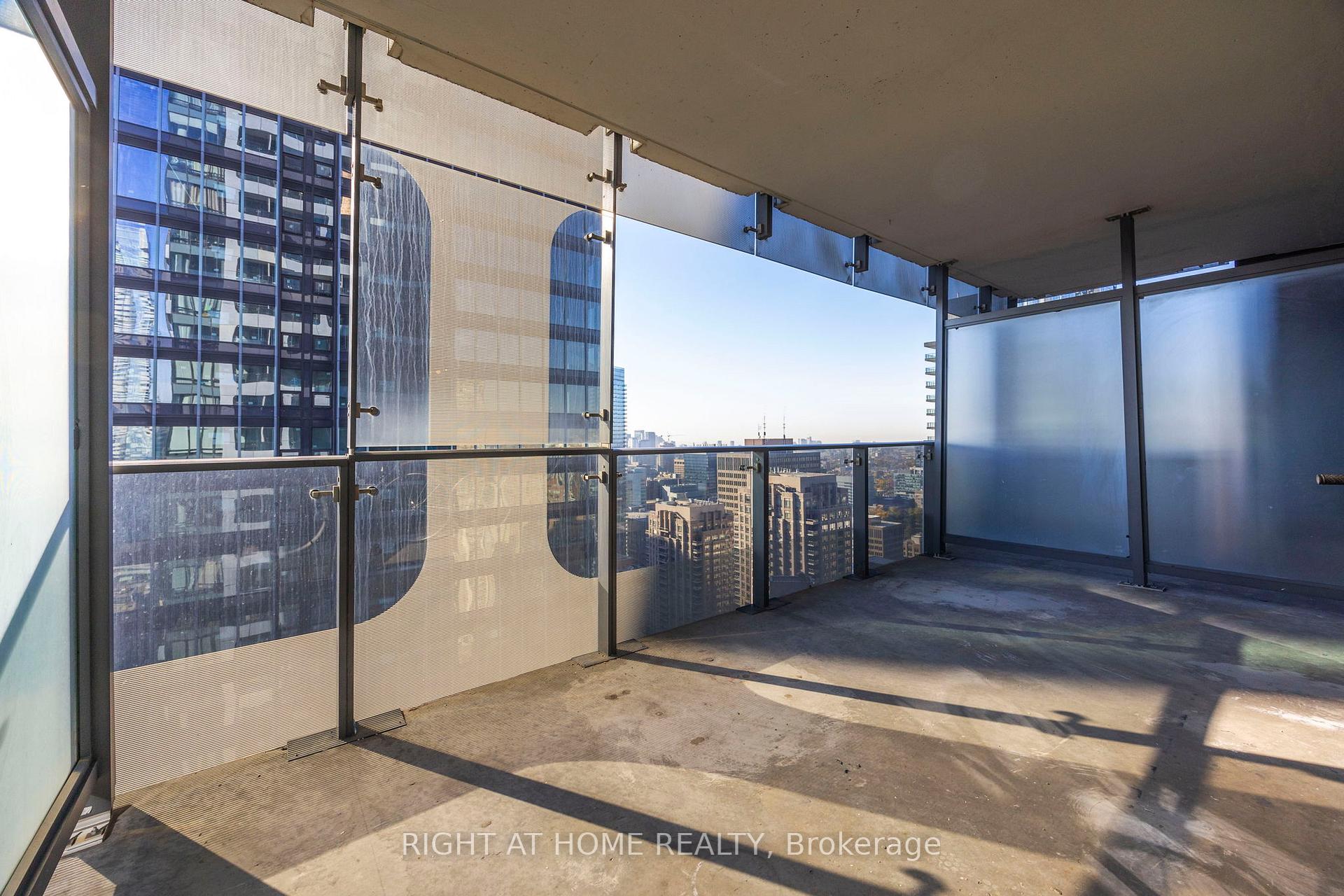 Photo 11 of Unit 3403, 5 St Joseph Street, Toronto, Bay Street Corridor — HOMEH