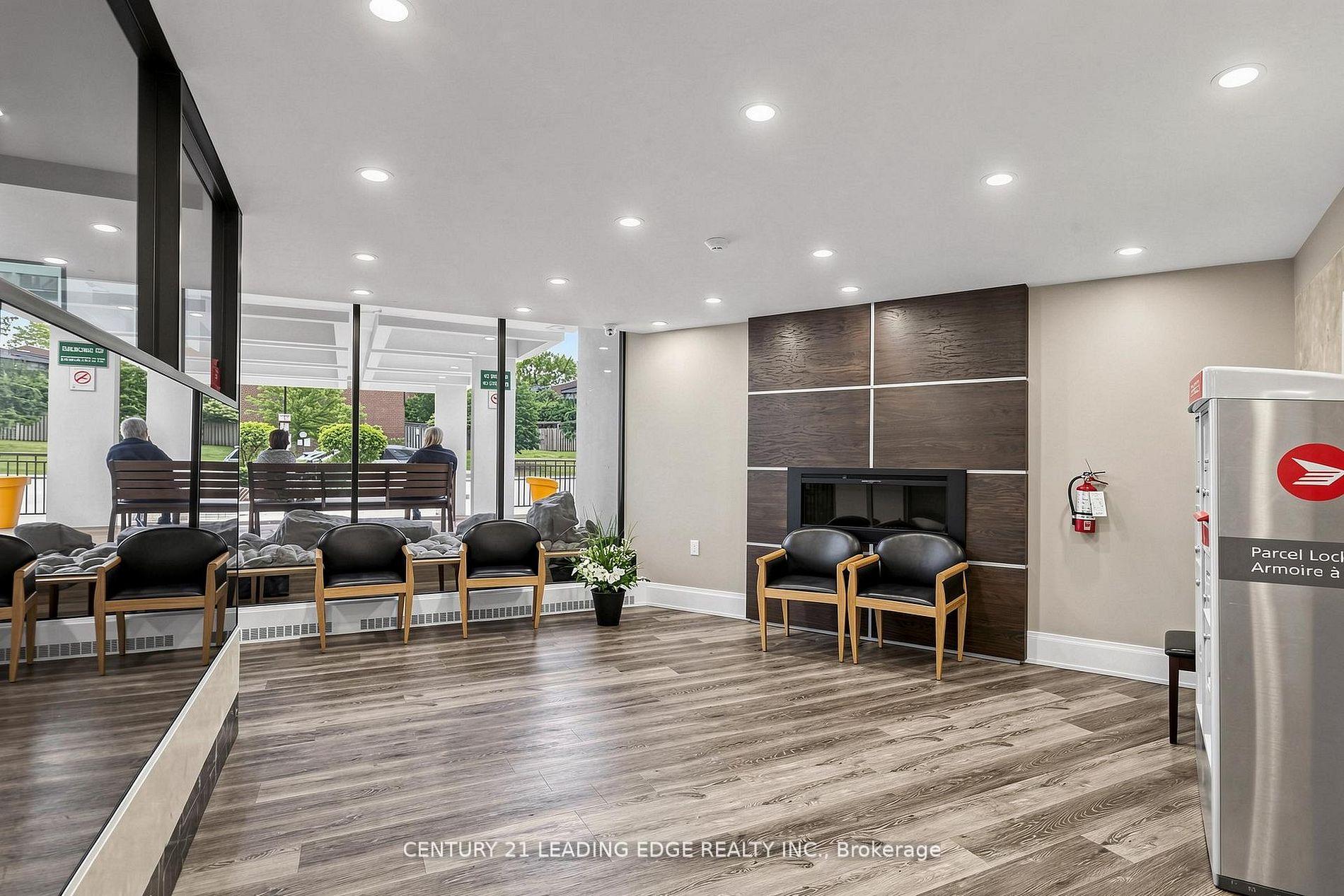 Photo 9 of Unit 304, 5 Vicora Linkway, Toronto, Flemingdon Park — HOMEH