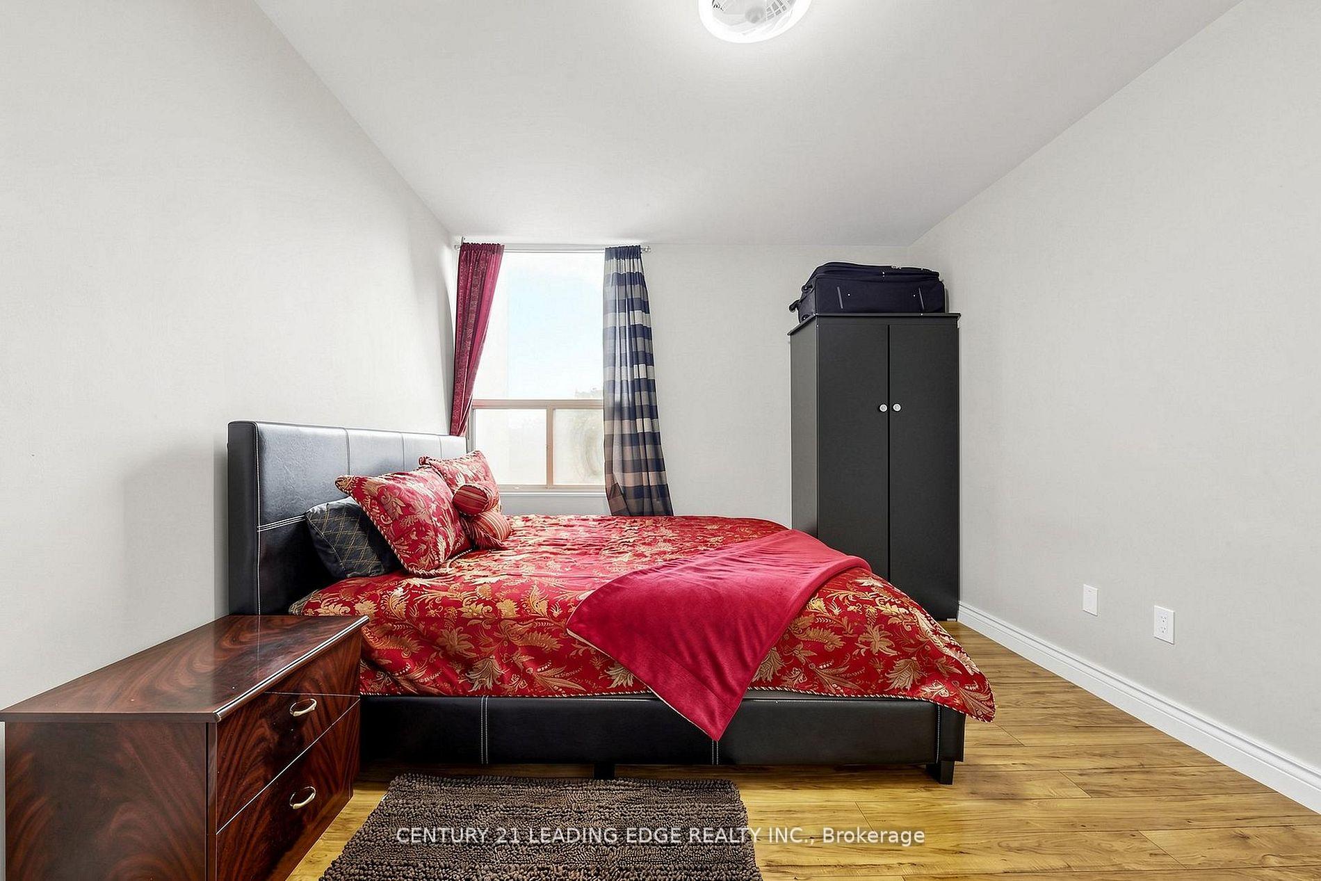 Photo 24 of Unit 304, 5 Vicora Linkway, Toronto, Flemingdon Park — HOMEH