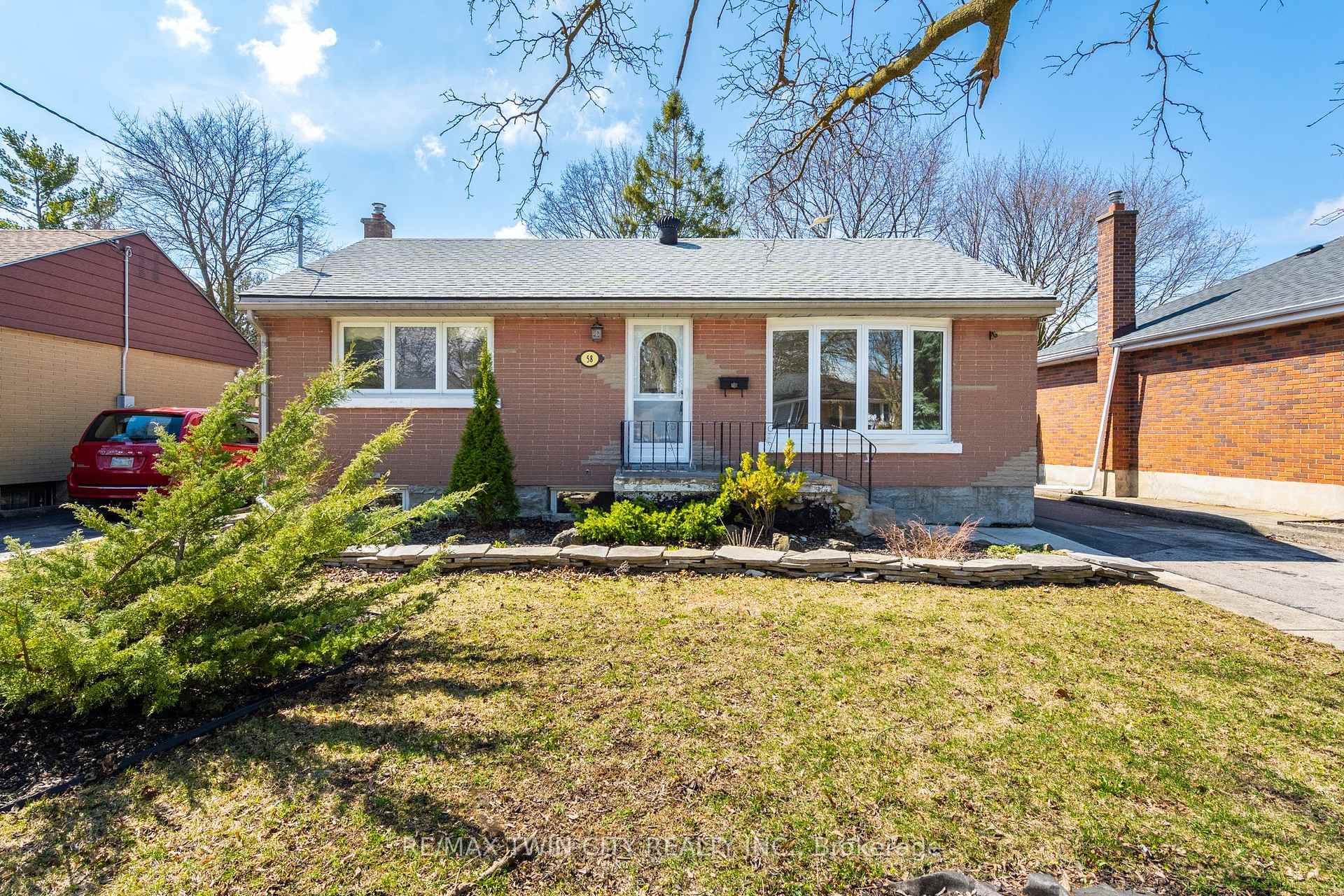 Photo 1 of 58 Lowrey Avenue S, Cambridge, Alison — HOMEH