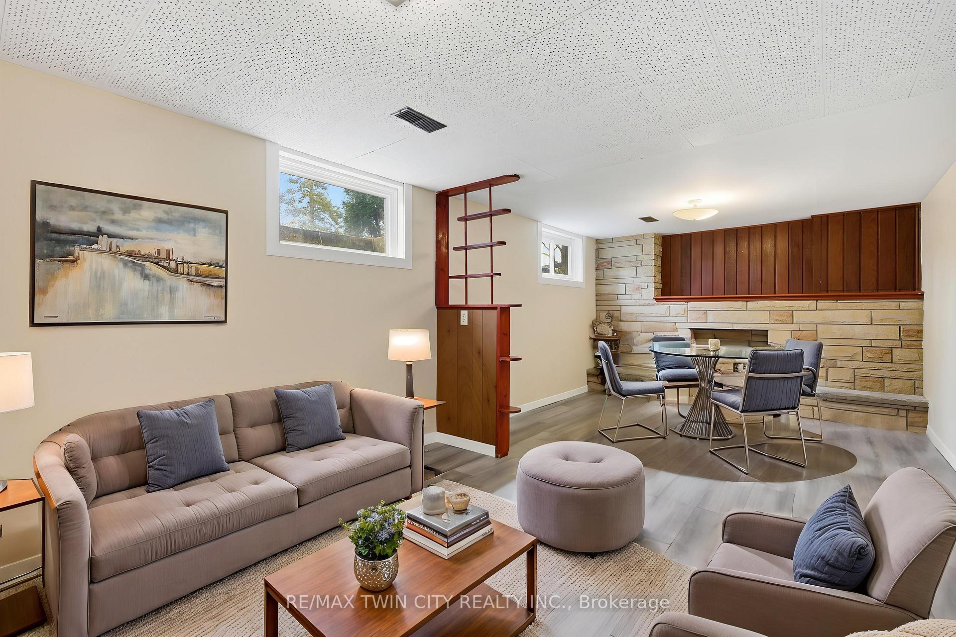 Photo 29 of 58 Lowrey Avenue S, Cambridge, Alison — HOMEH