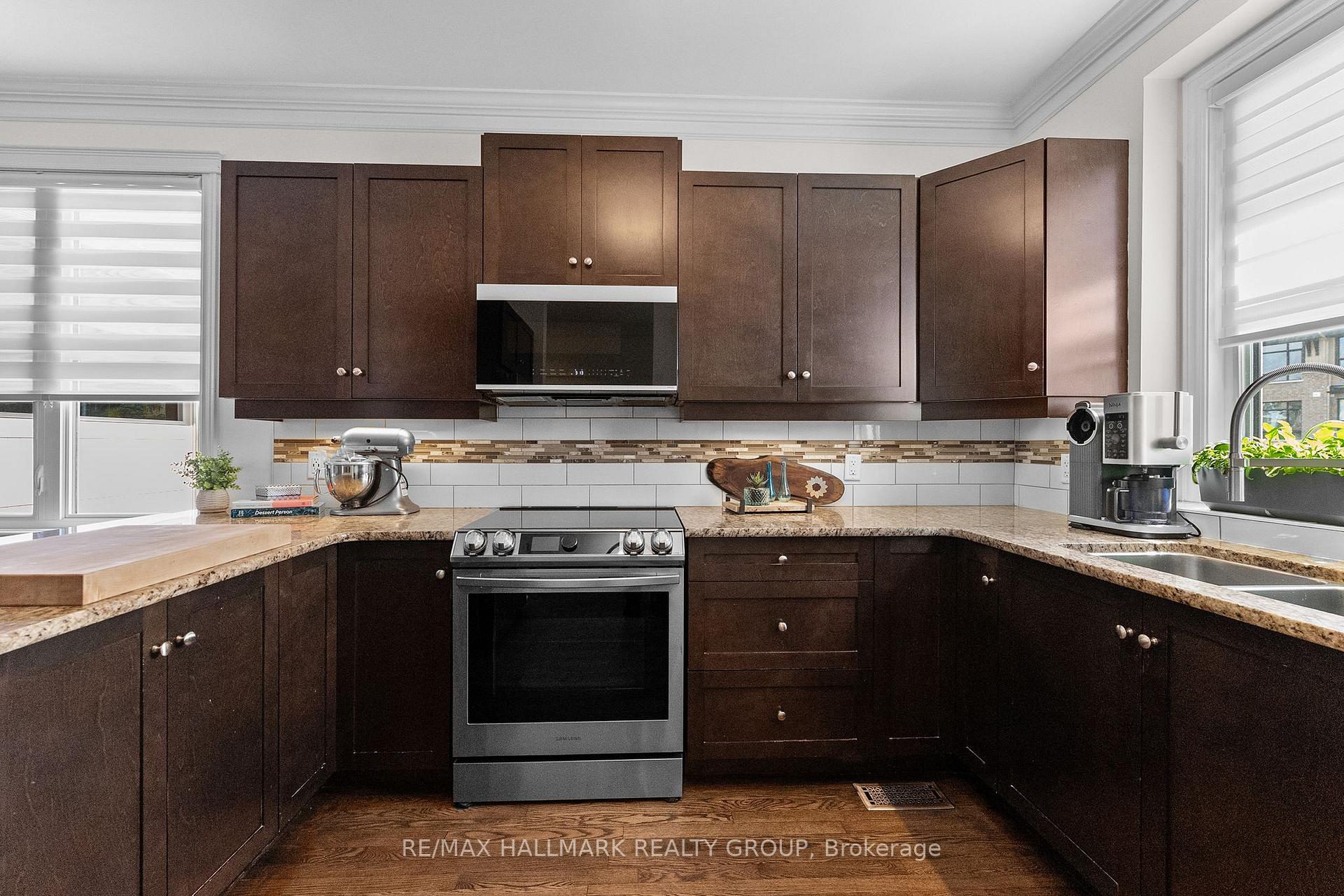 Photo 8 of 115 Beatrice Drive, Ottawa, Barrhaven - Longfields — HOMEH