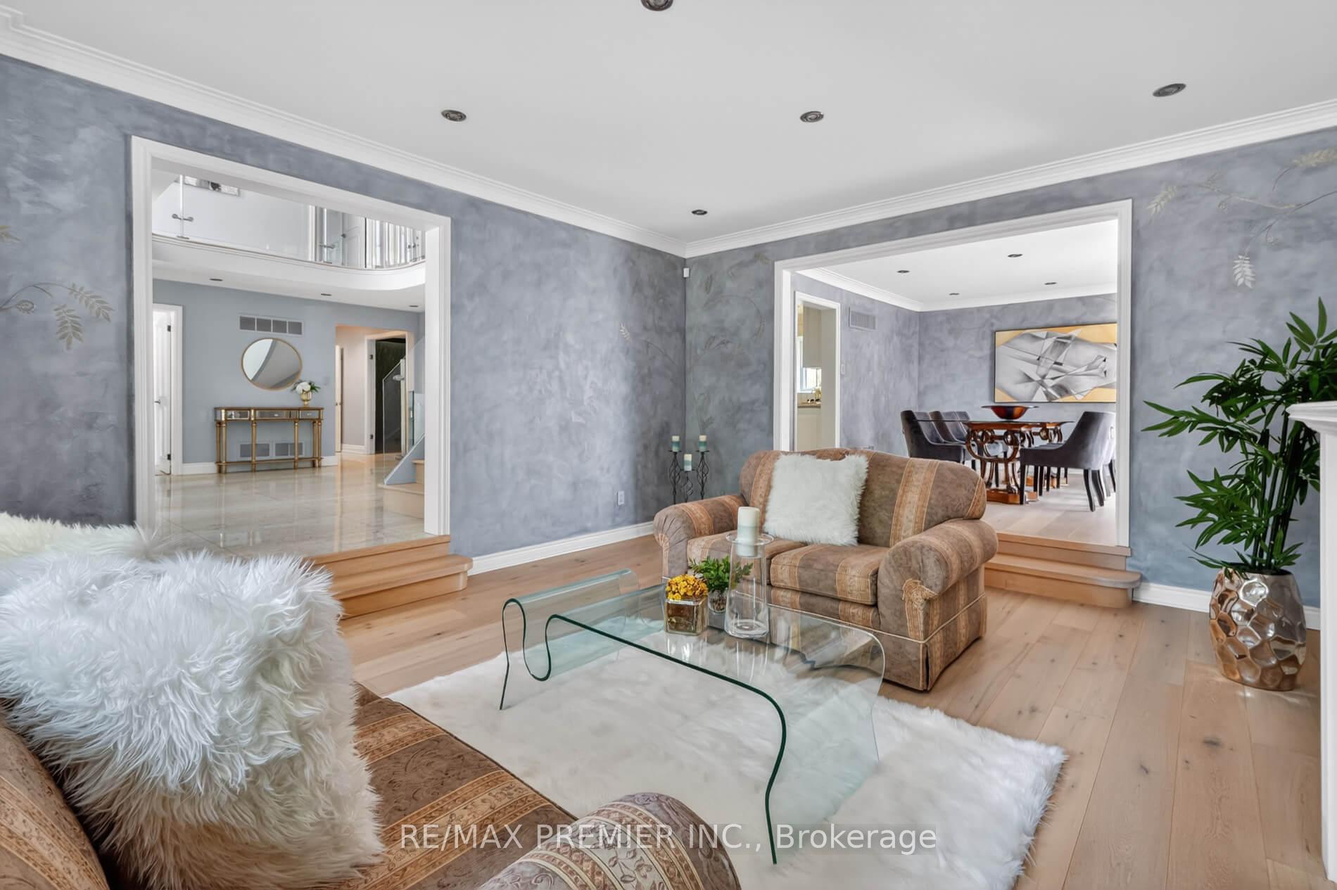 Photo 6 of 35 Lorengate Place, Vaughan, Islington Woods — HOMEH