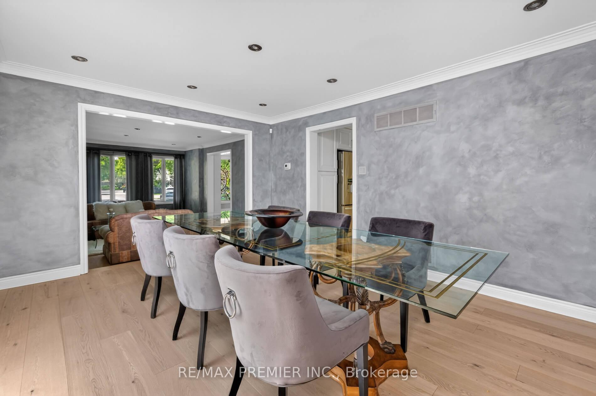 Photo 9 of 35 Lorengate Place, Vaughan, Islington Woods — HOMEH