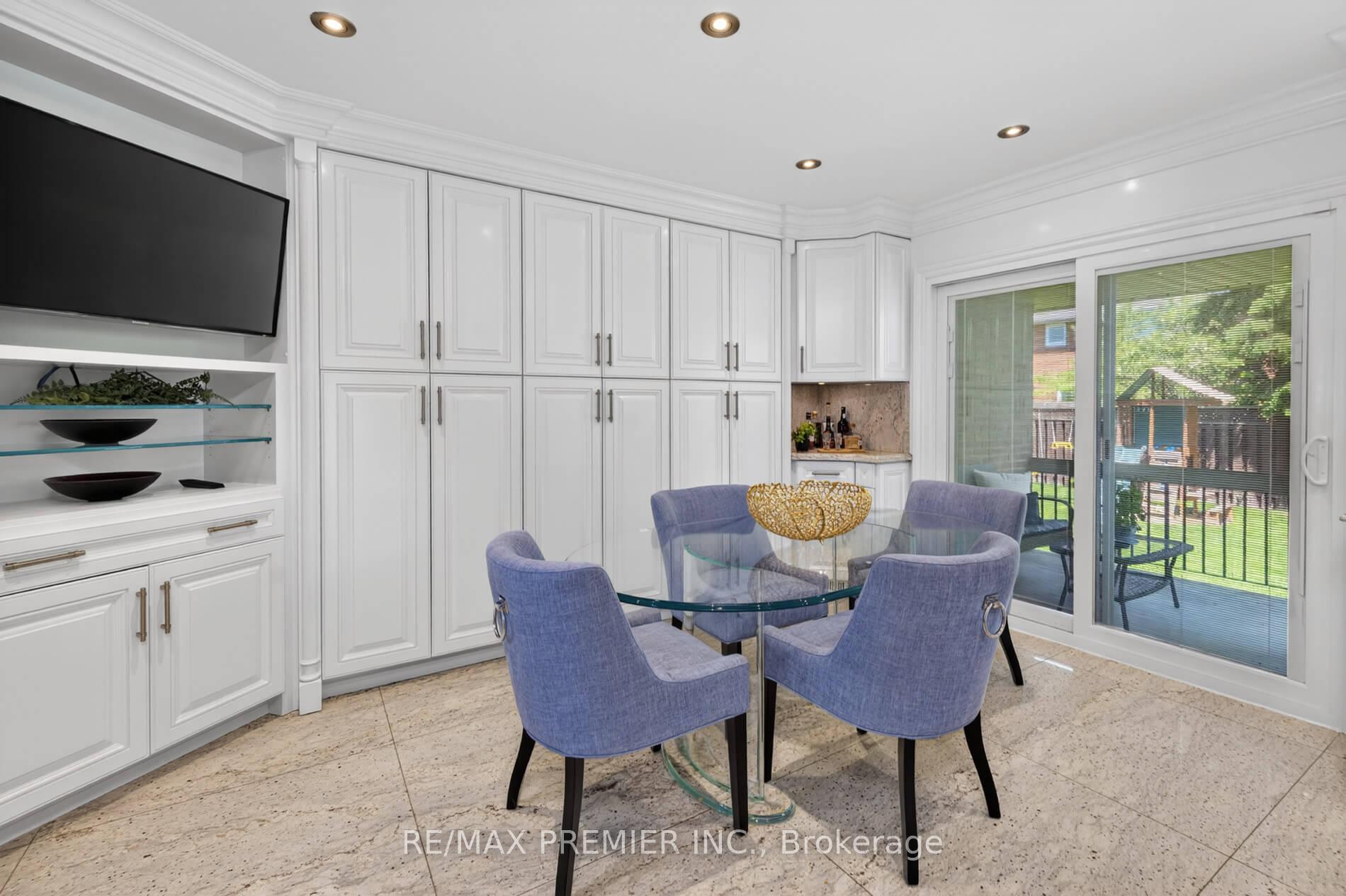 Photo 11 of 35 Lorengate Place, Vaughan, Islington Woods — HOMEH