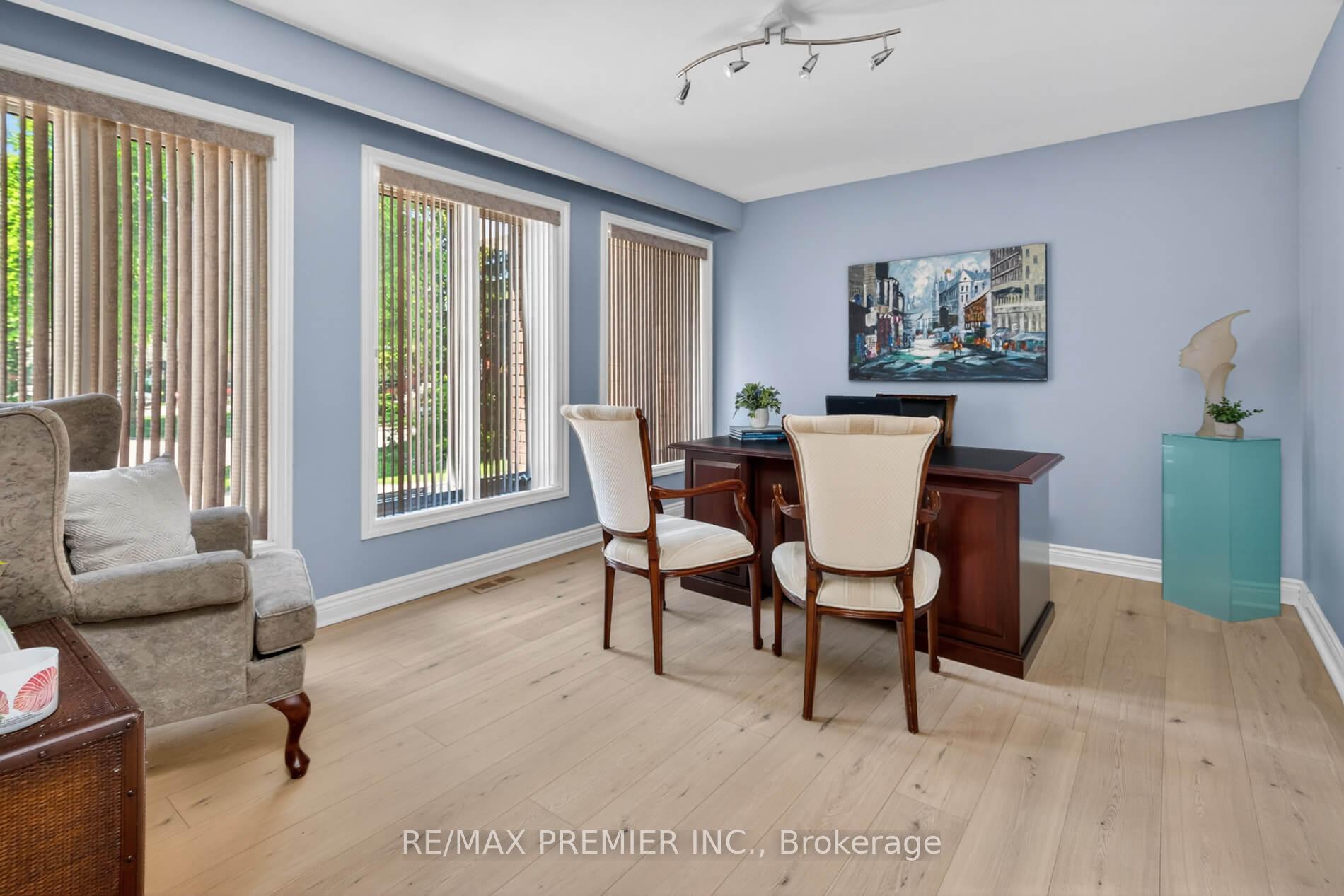 Photo 17 of 35 Lorengate Place, Vaughan, Islington Woods — HOMEH