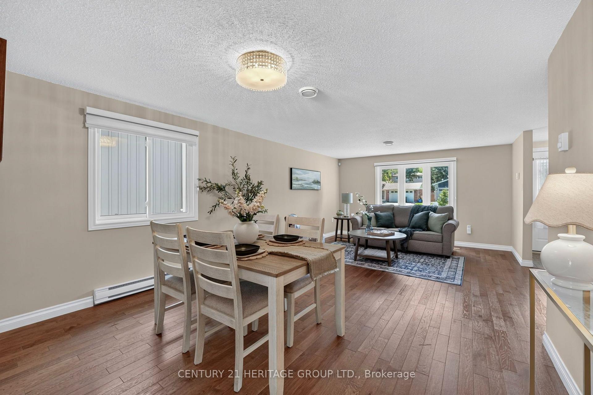 Photo 7 of 226 Lillian Crescent, Barrie, Sunnidale — HOMEH