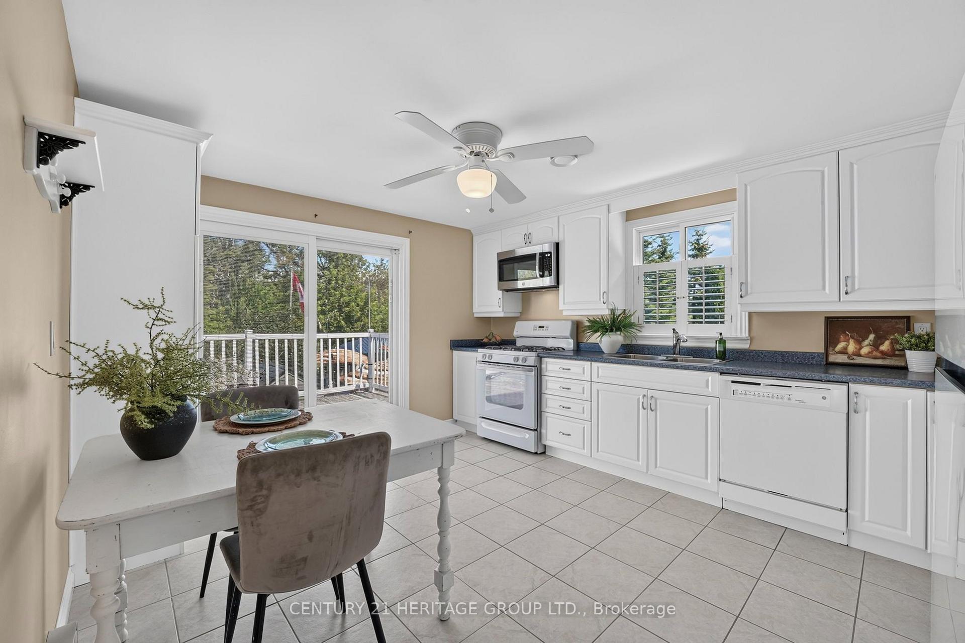 Photo 8 of 226 Lillian Crescent, Barrie, Sunnidale — HOMEH
