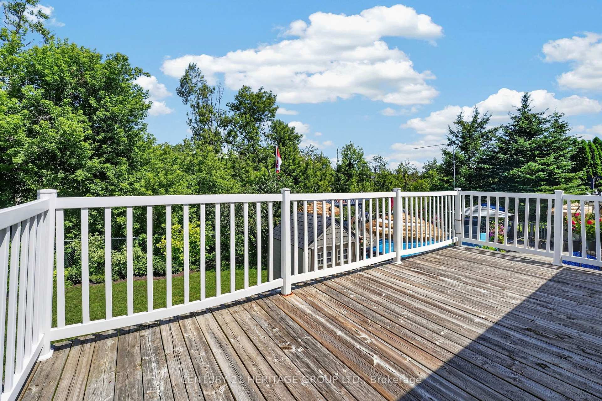 Photo 11 of 226 Lillian Crescent, Barrie, Sunnidale — HOMEH