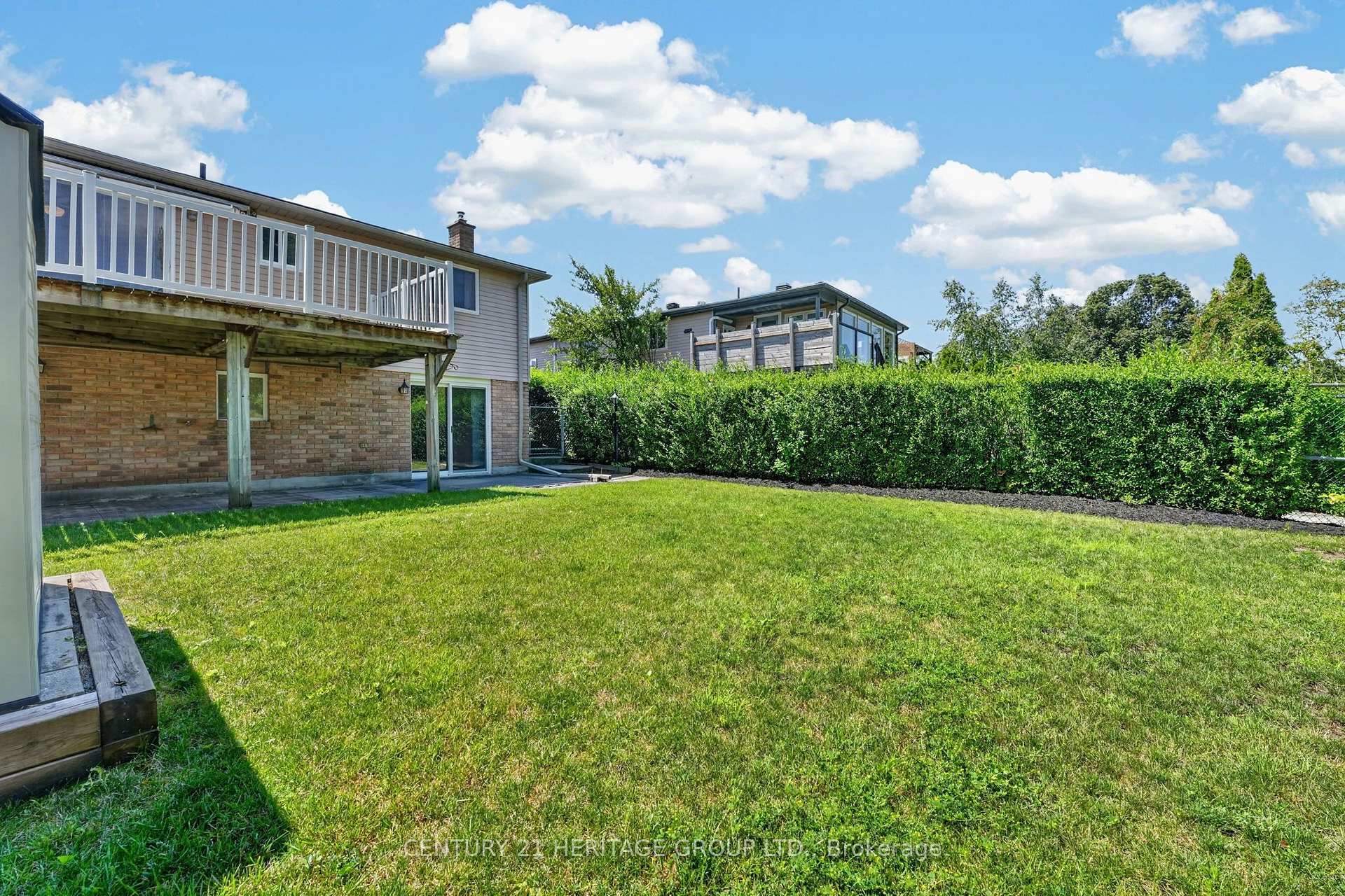Photo 27 of 226 Lillian Crescent, Barrie, Sunnidale — HOMEH