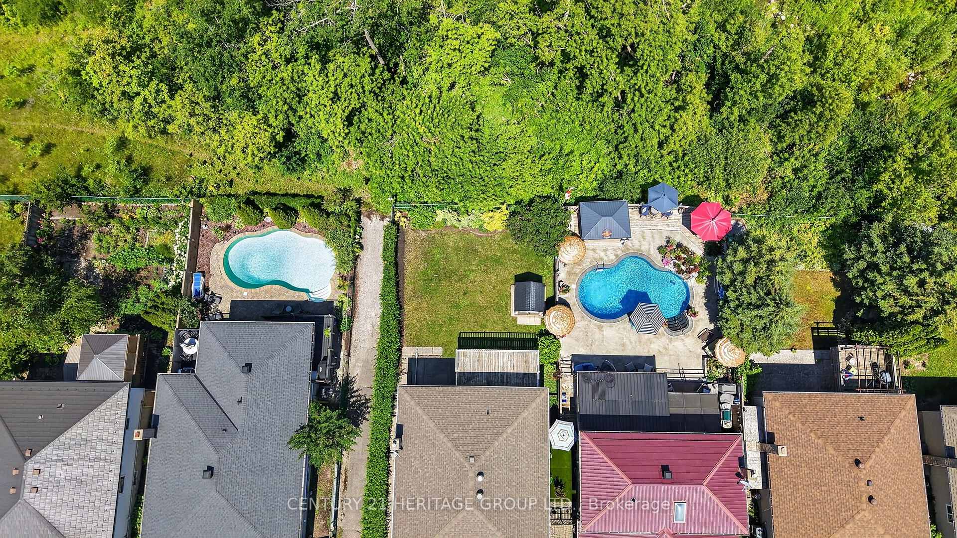 Photo 28 of 226 Lillian Crescent, Barrie, Sunnidale — HOMEH