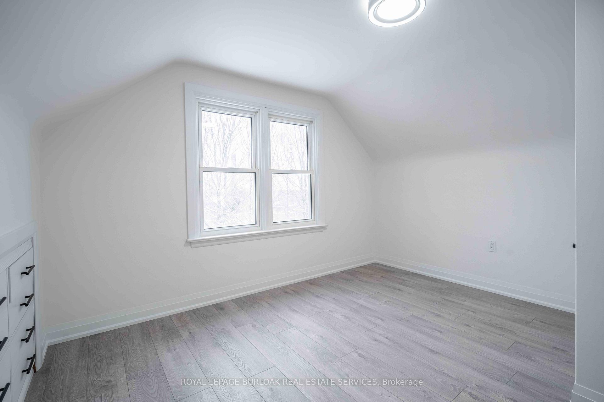 Photo 18 of Unit Upper, 356 East 17th Street, Hamilton, Hill Park — HOMEH