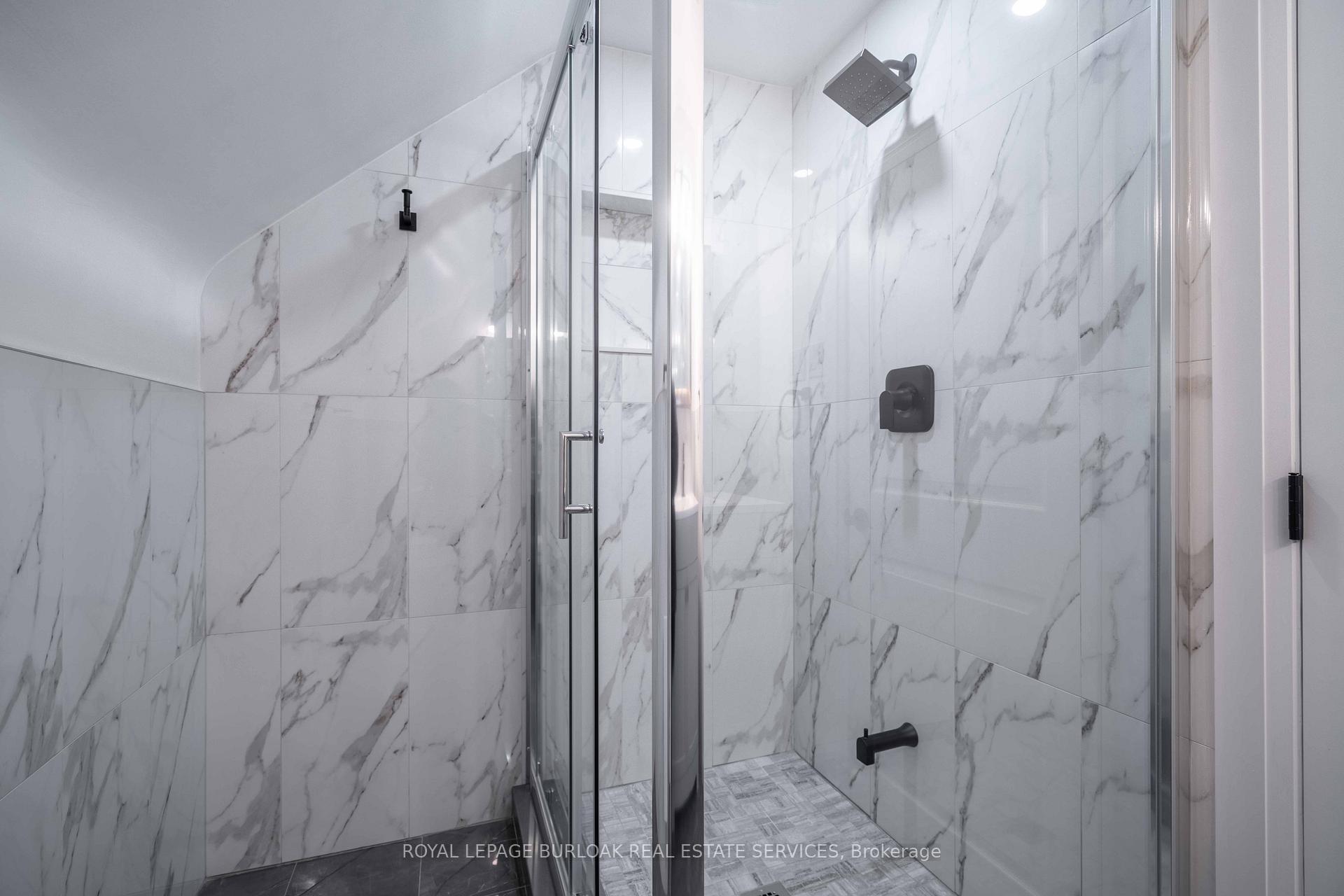 Photo 21 of Unit Upper, 356 East 17th Street, Hamilton, Hill Park — HOMEH