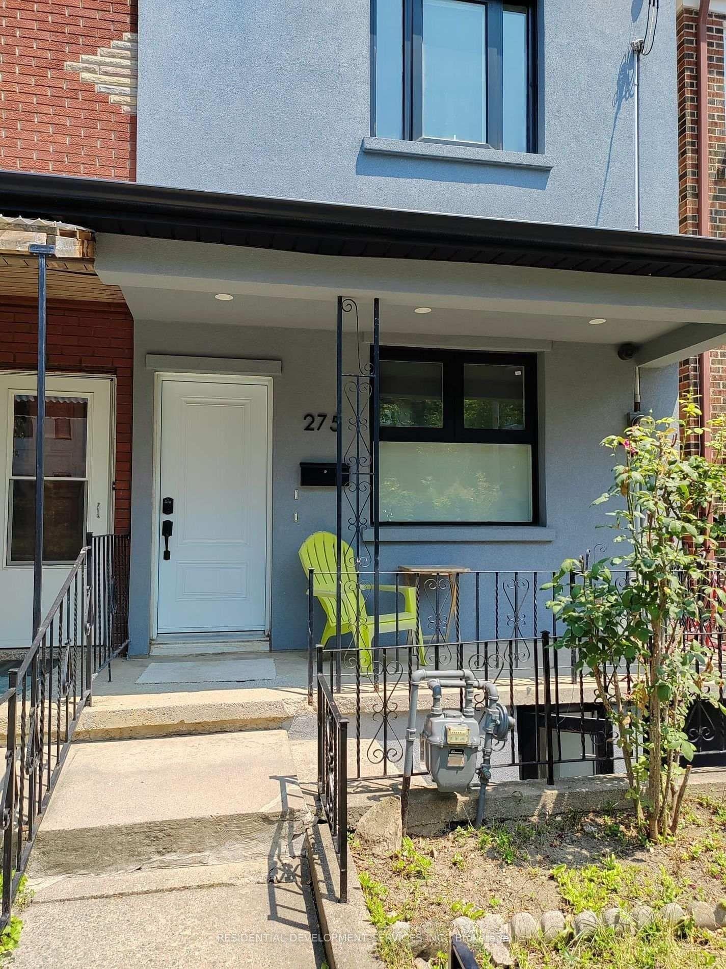 Front of Unit 2nd Floor, 275 Euclid Avenue