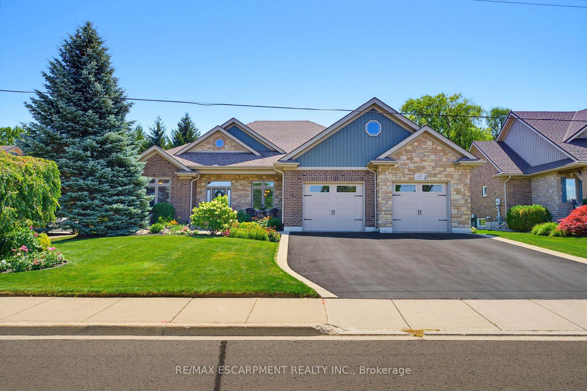 Photo 1 of 60 Donjon Boulevard, Norfolk, Port Dover — HOMEH