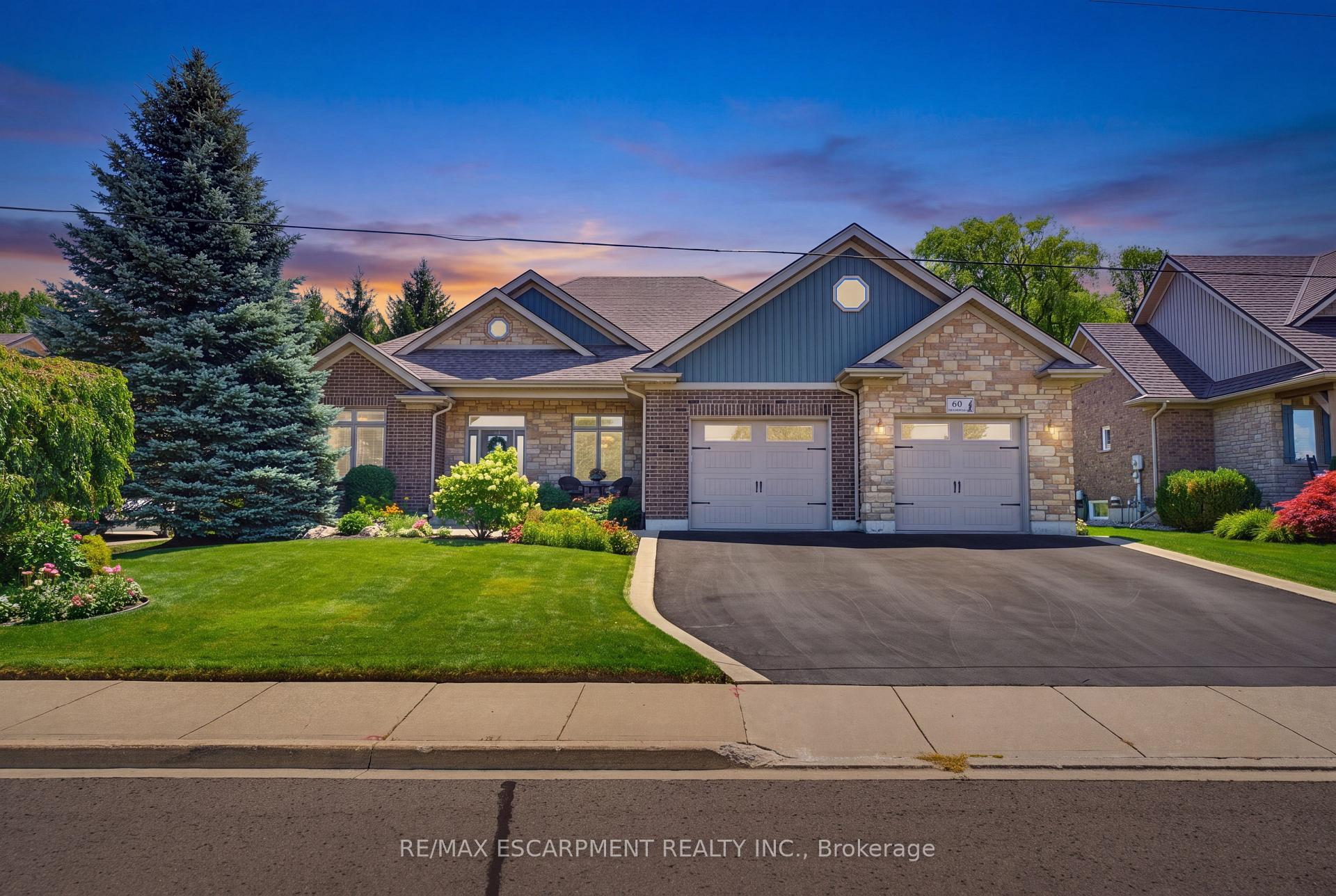 Photo 2 of 60 Donjon Boulevard, Norfolk, Port Dover — HOMEH