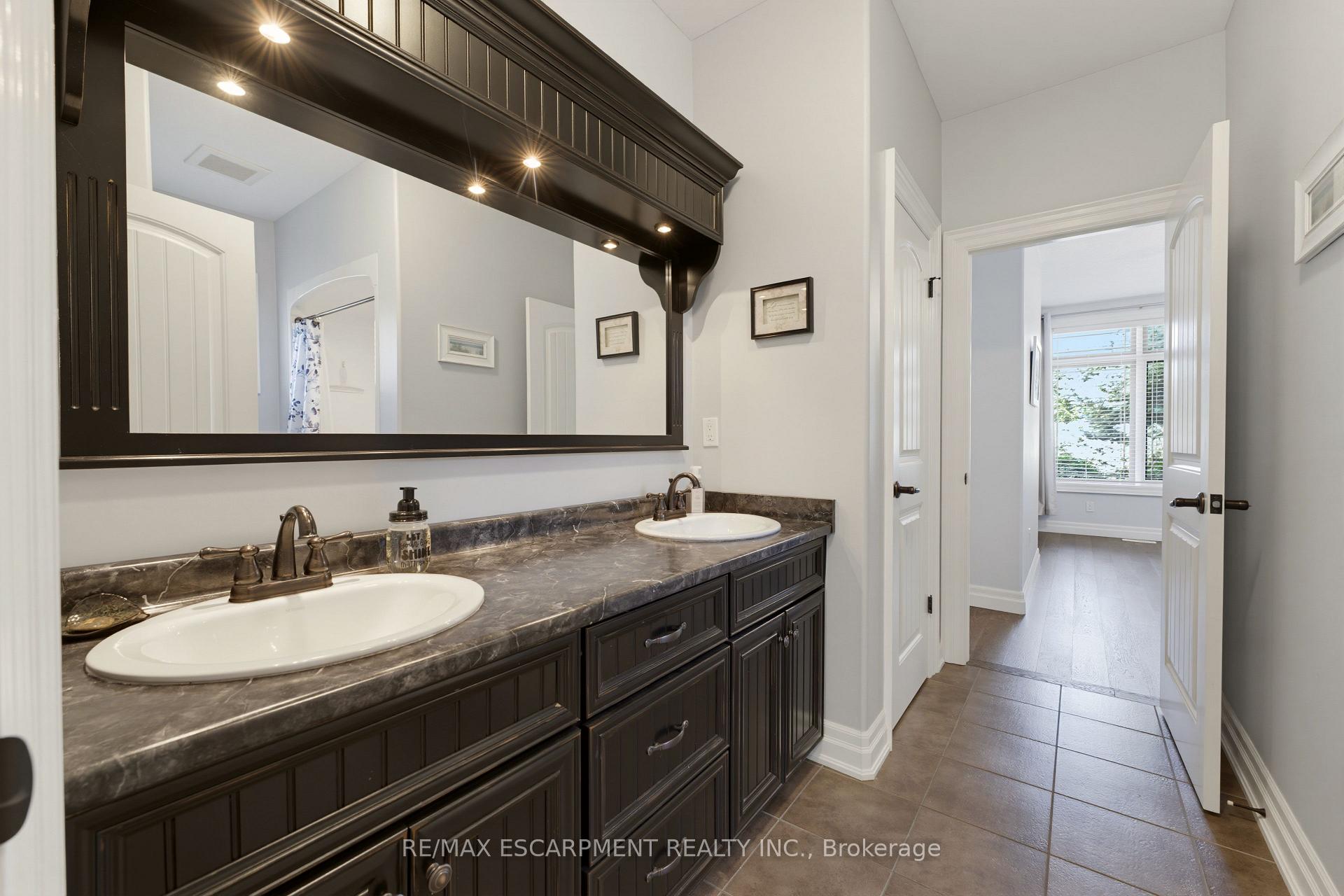 Photo 14 of 60 Donjon Boulevard, Norfolk, Port Dover — HOMEH