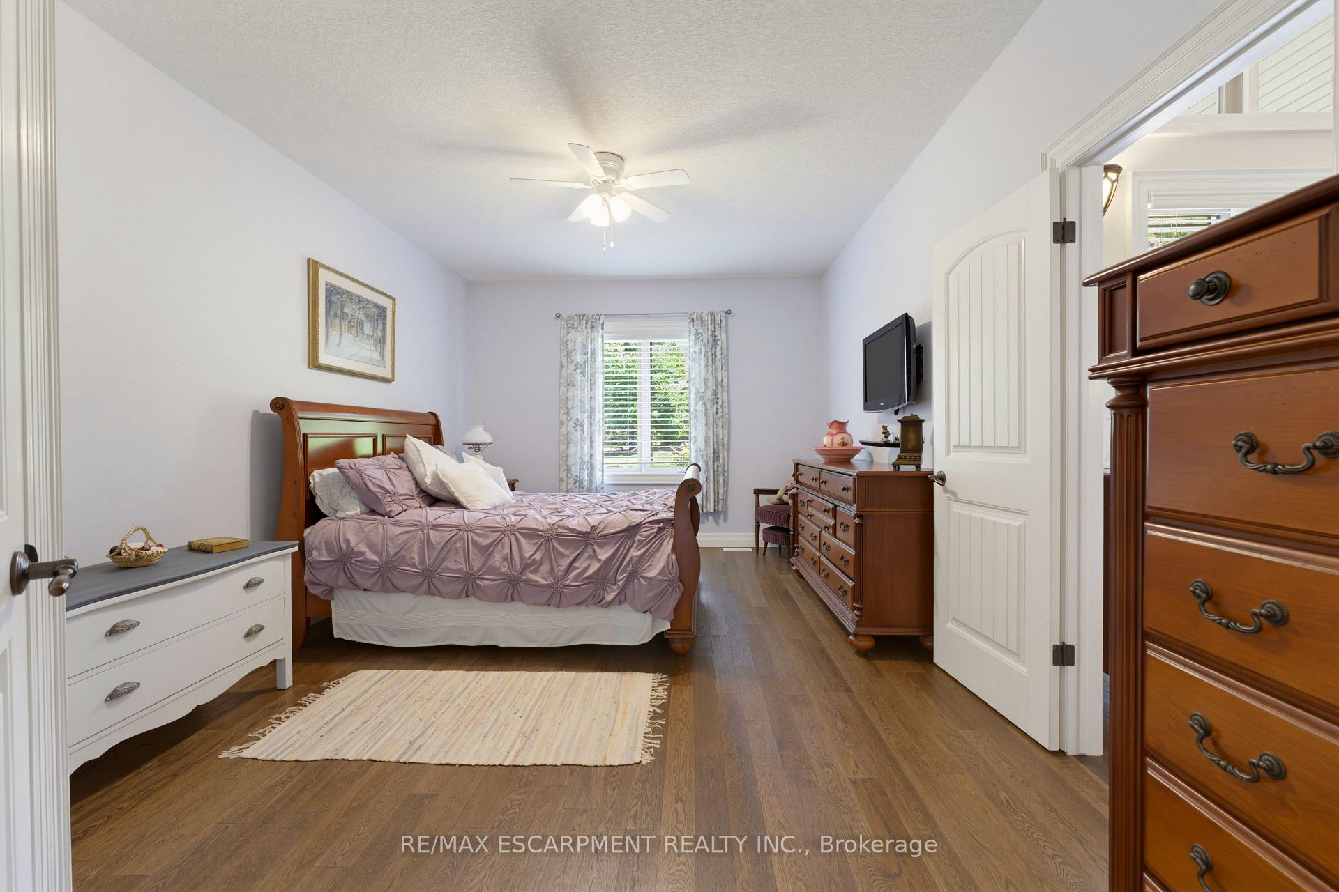 Photo 15 of 60 Donjon Boulevard, Norfolk, Port Dover — HOMEH
