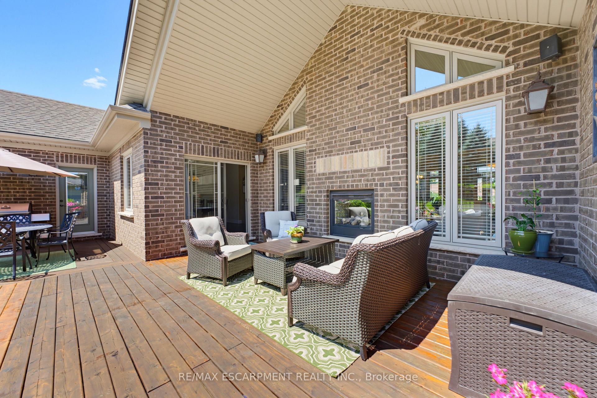 Photo 25 of 60 Donjon Boulevard, Norfolk, Port Dover — HOMEH