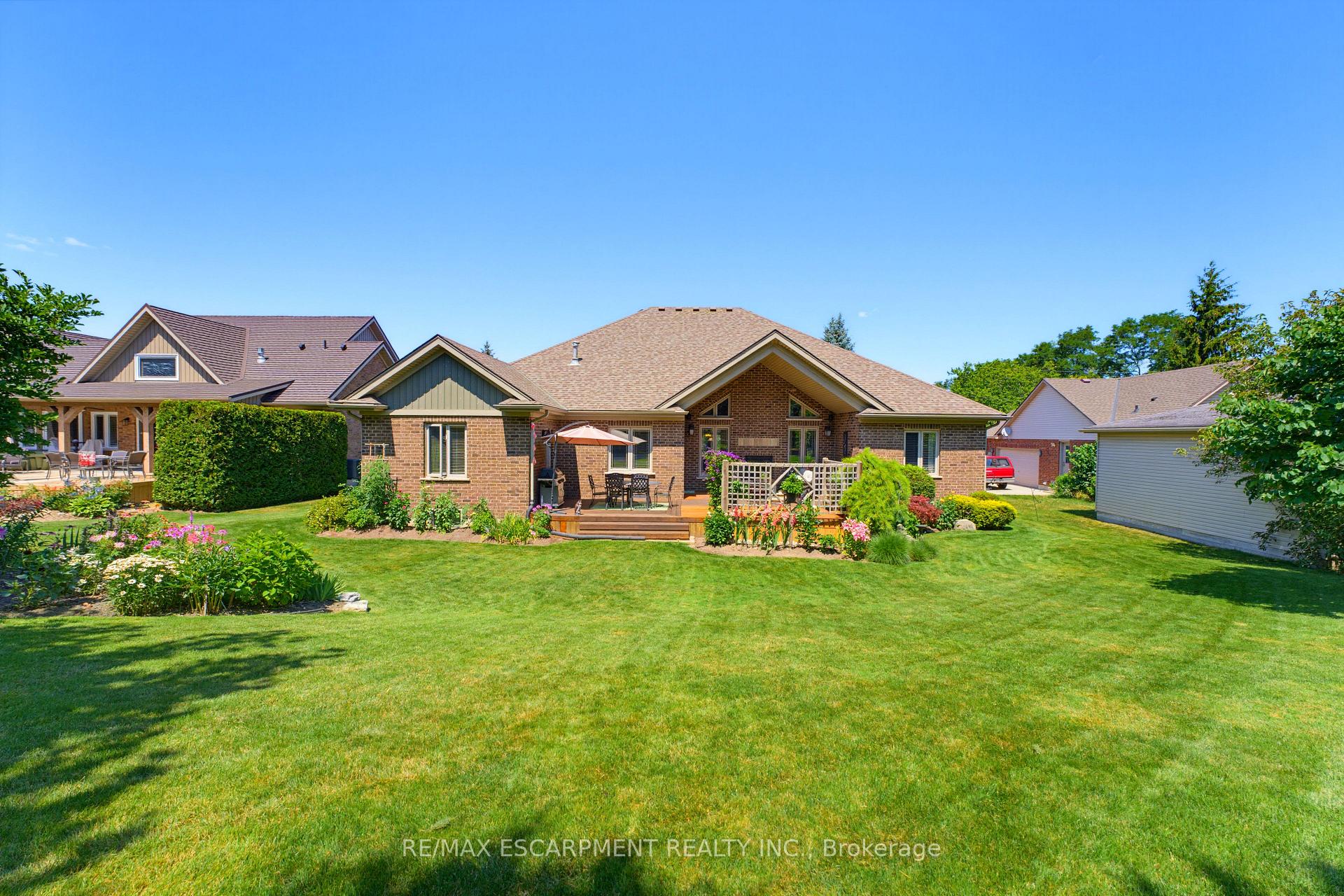 Photo 30 of 60 Donjon Boulevard, Norfolk, Port Dover — HOMEH