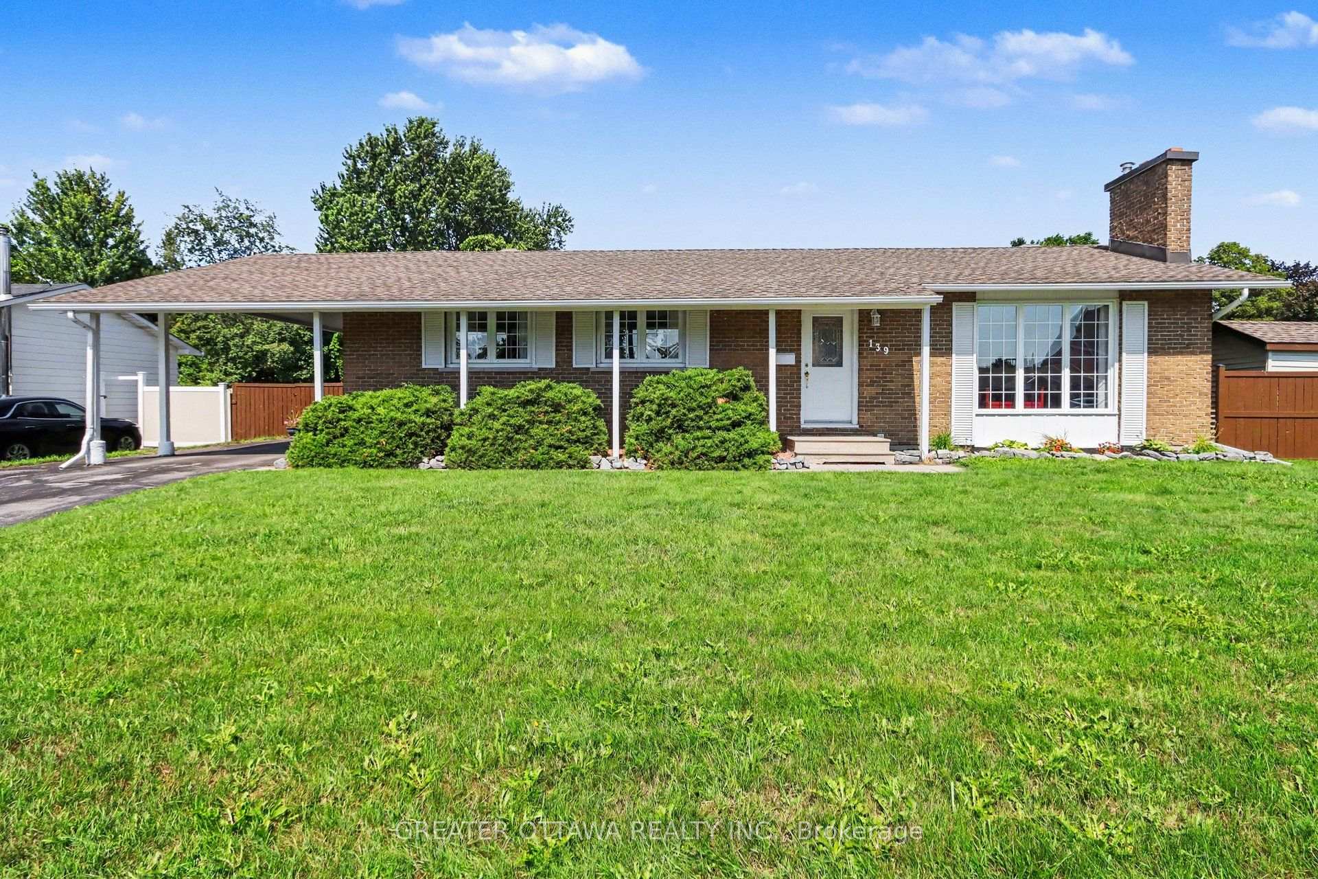Photo 1 of 139 Abbeyhill Drive, Ottawa, Kanata - Glencairn/Hazeldean — HOMEH