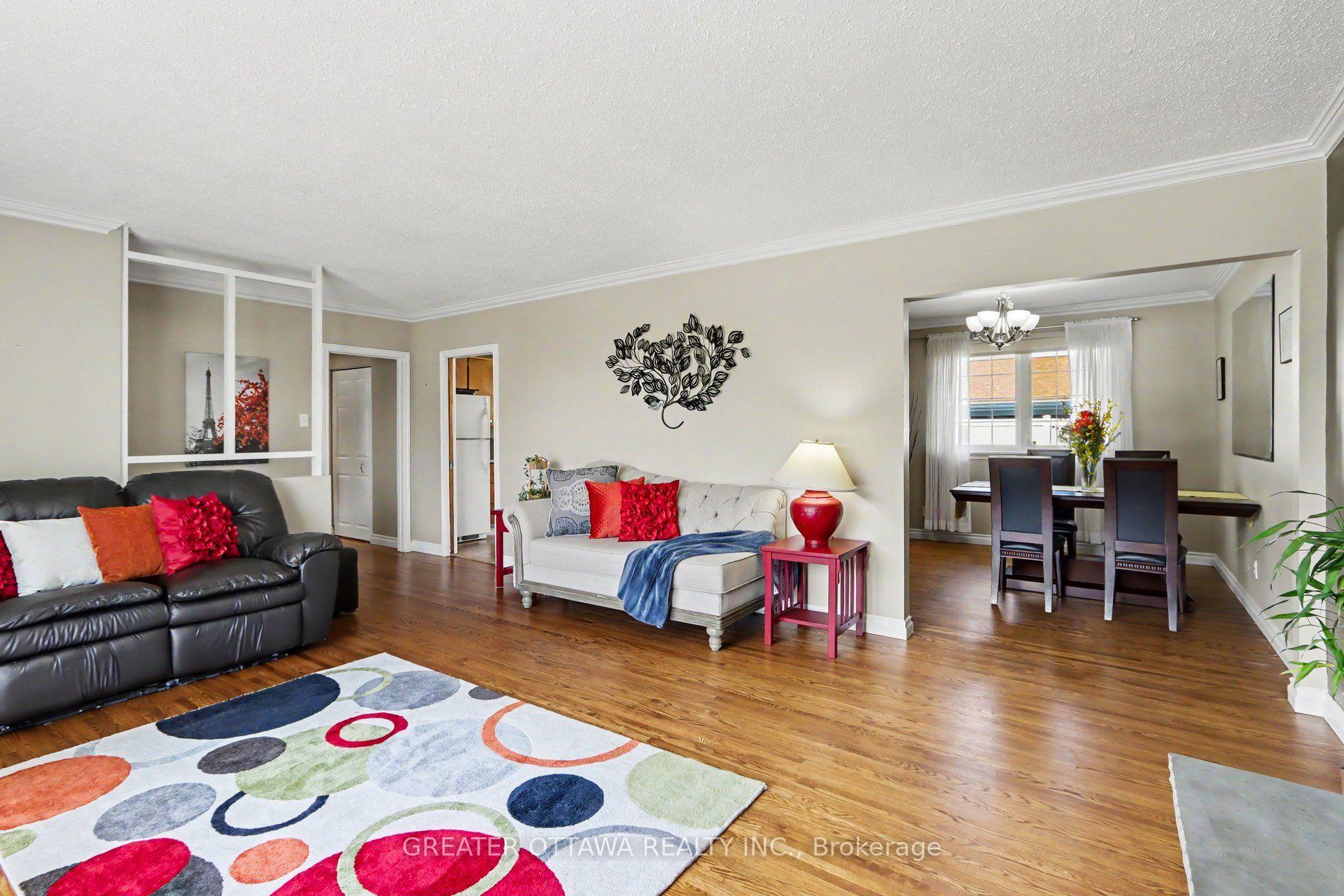 Photo 3 of 139 Abbeyhill Drive, Ottawa, Kanata - Glencairn/Hazeldean — HOMEH