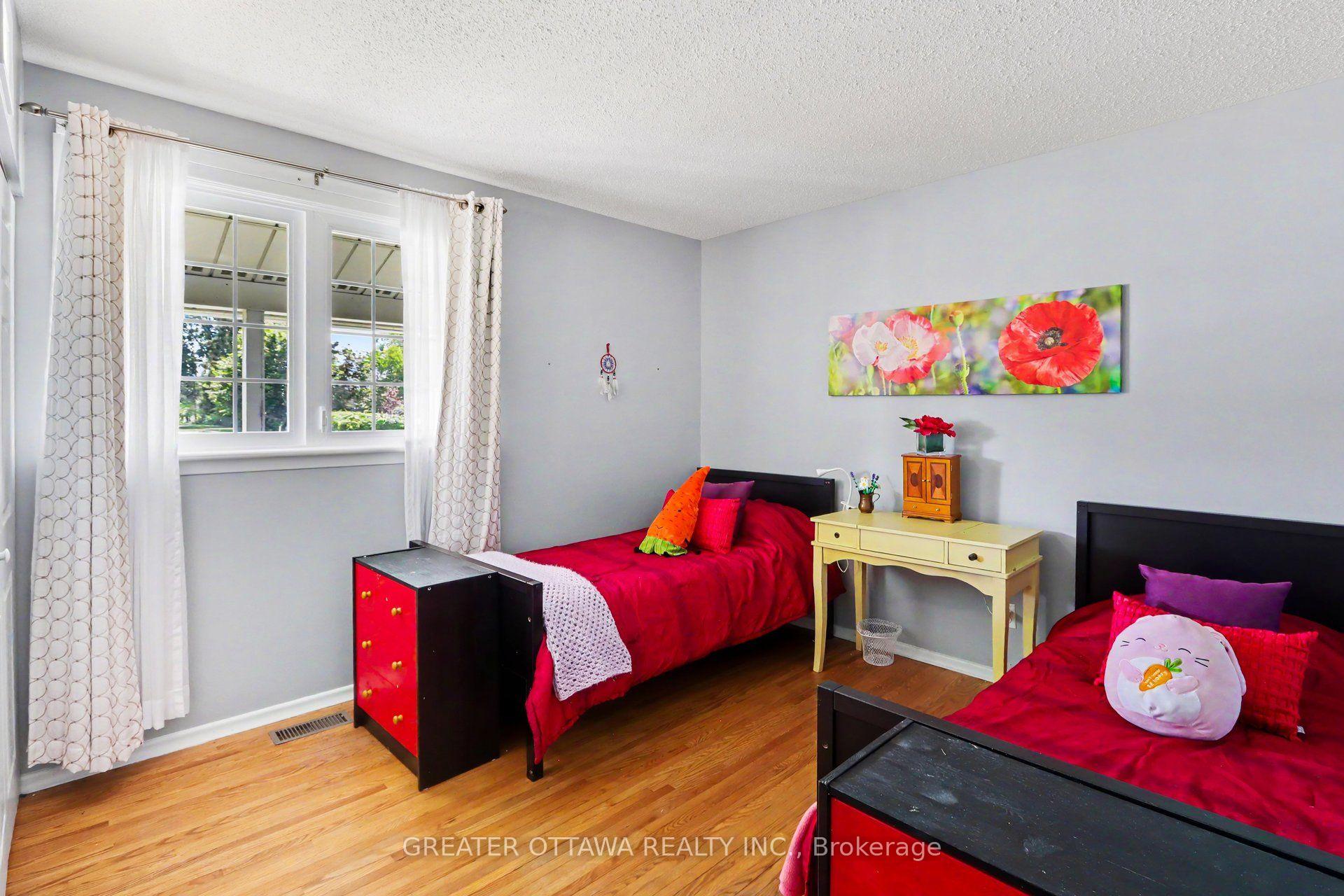 Photo 12 of 139 Abbeyhill Drive, Ottawa, Kanata - Glencairn/Hazeldean — HOMEH
