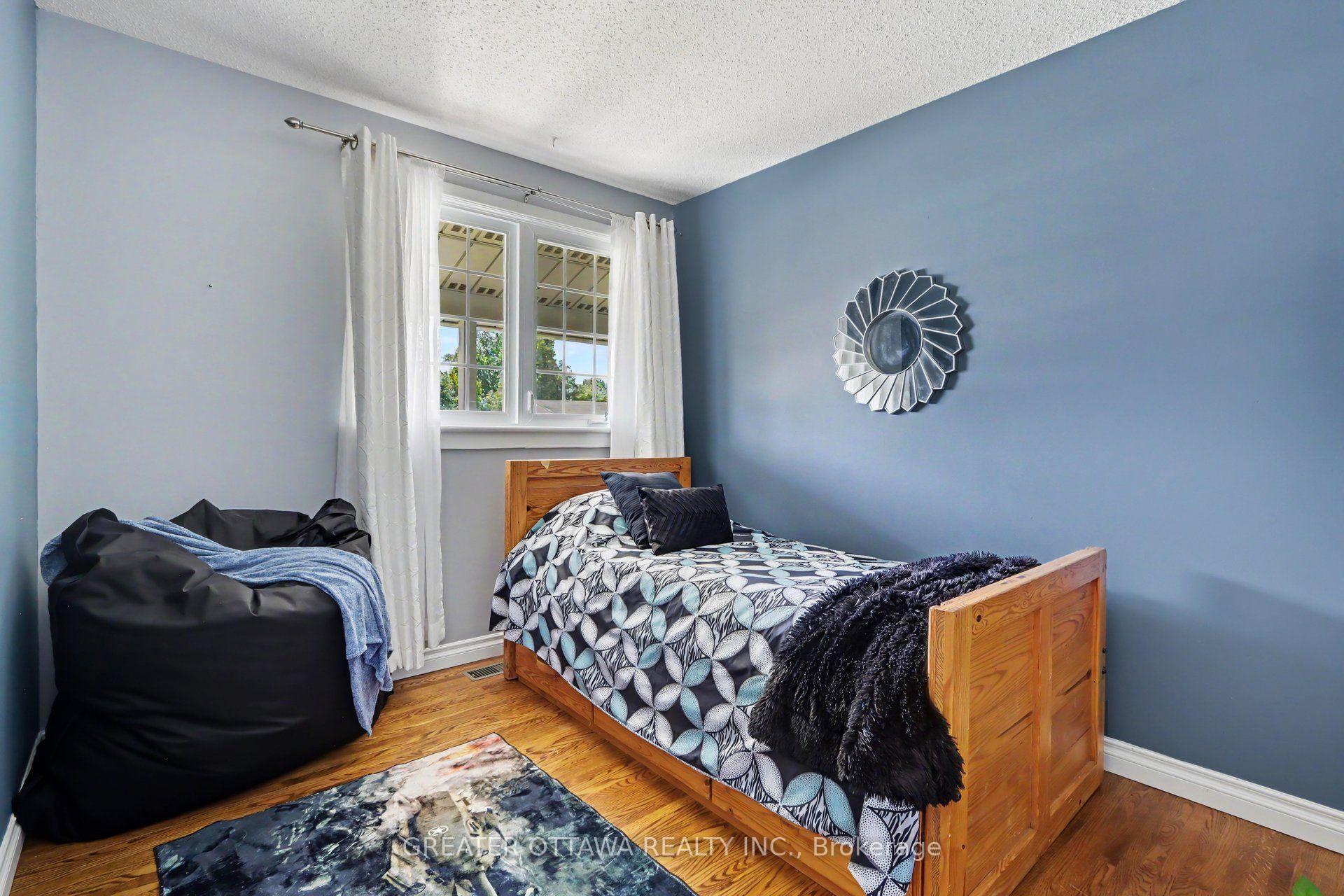 Photo 13 of 139 Abbeyhill Drive, Ottawa, Kanata - Glencairn/Hazeldean — HOMEH