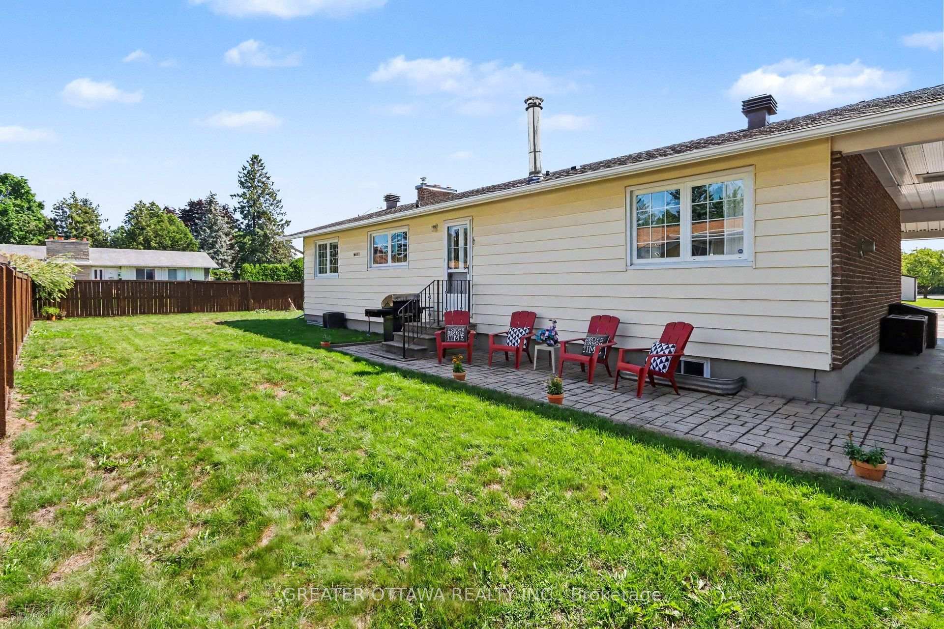 Photo 18 of 139 Abbeyhill Drive, Ottawa, Kanata - Glencairn/Hazeldean — HOMEH