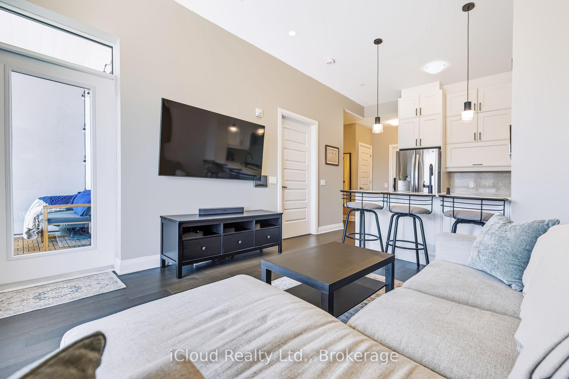 Photo 11 of Unit 612, 460 Gordon Krantz Avenue, Milton, Walker — HOMEH