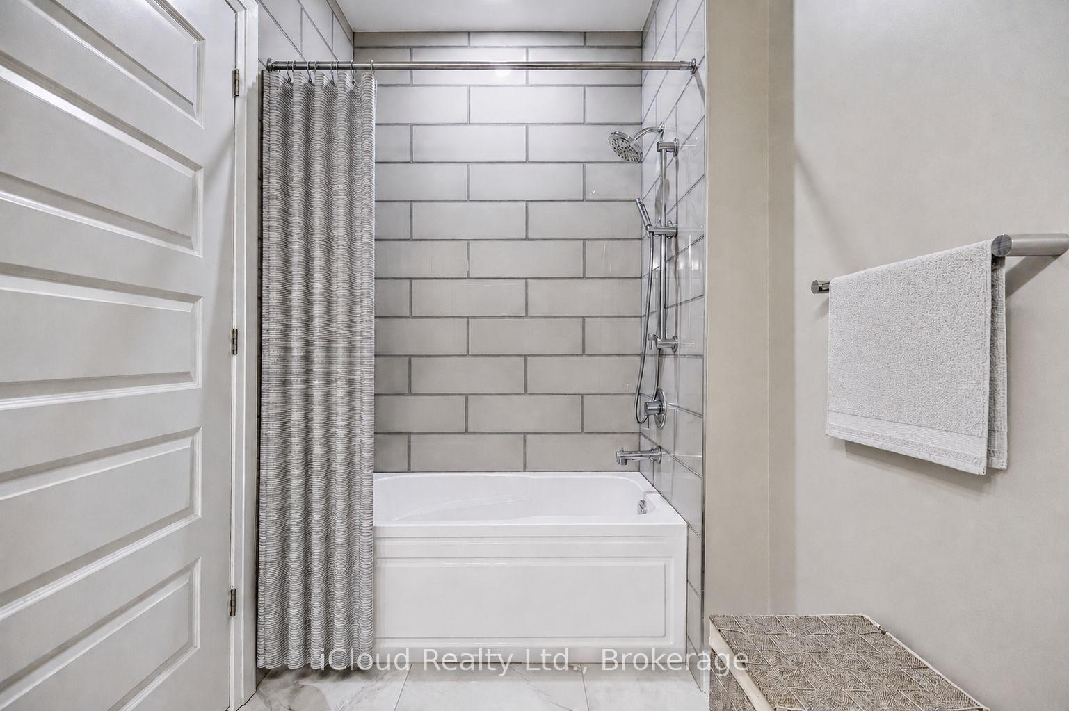 Photo 17 of Unit 612, 460 Gordon Krantz Avenue, Milton, Walker — HOMEH